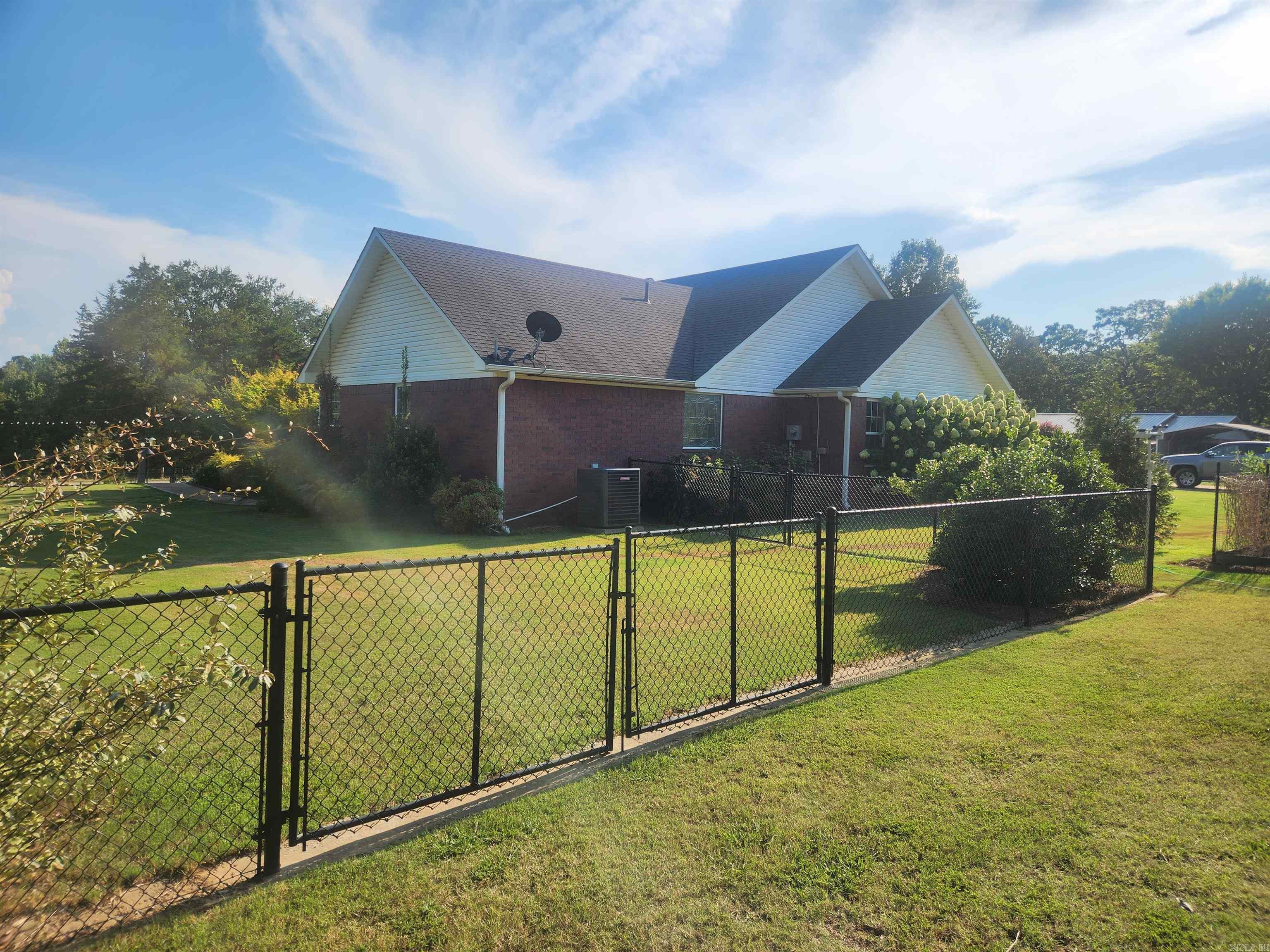 315 Private Road 3393 Road Property Photo 37