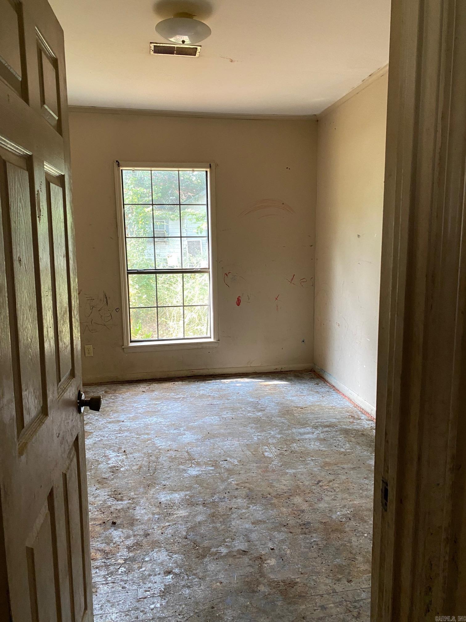 402 Elm Street Property Photo 14