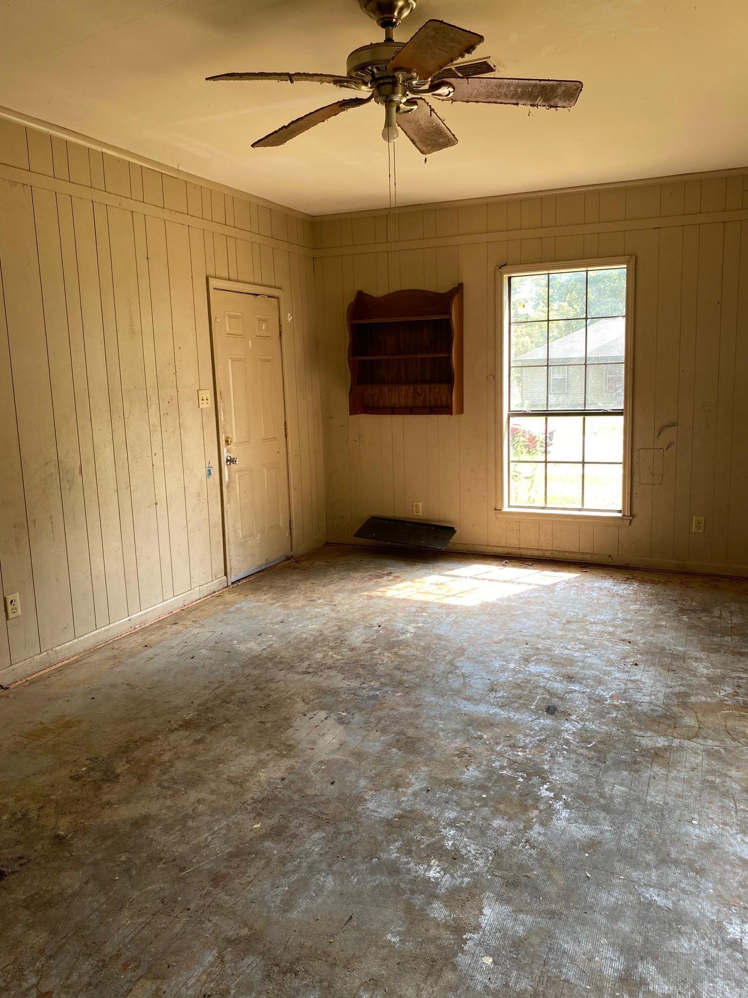 402 Elm Street Property Photo 17