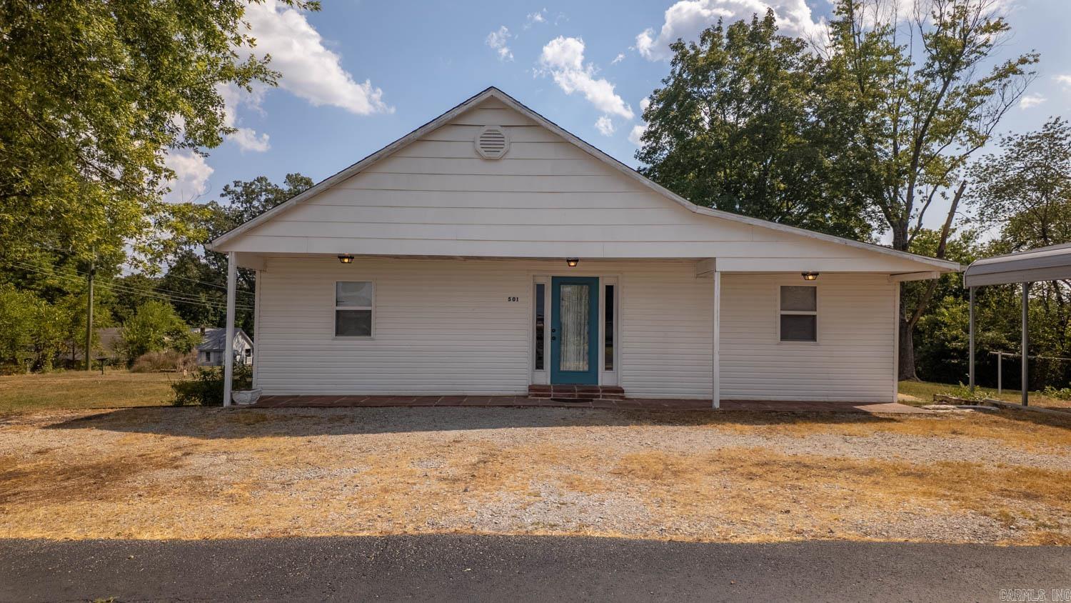 501 Owens Street Property Photo 4