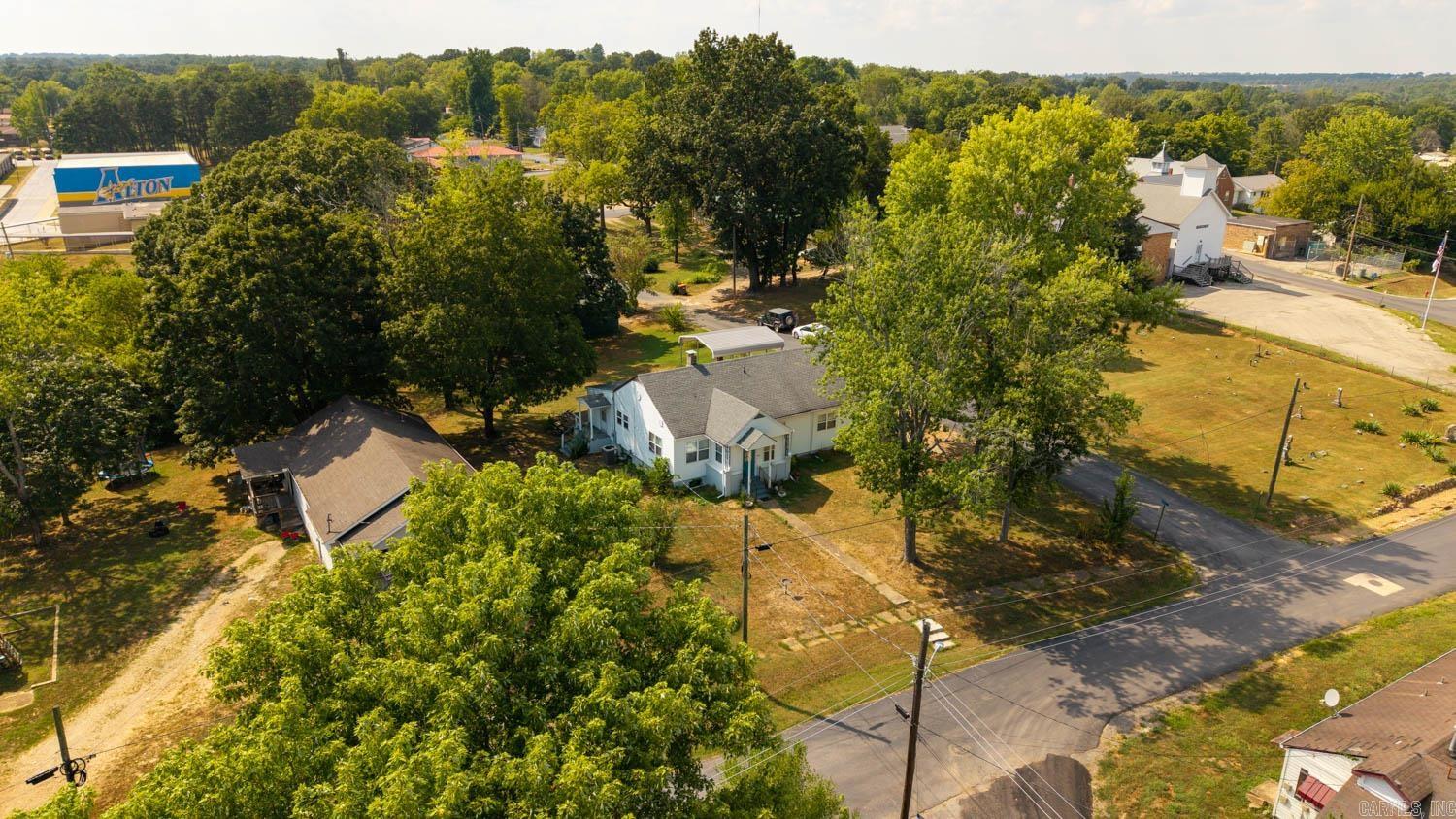 501 Owens Street Property Photo 47