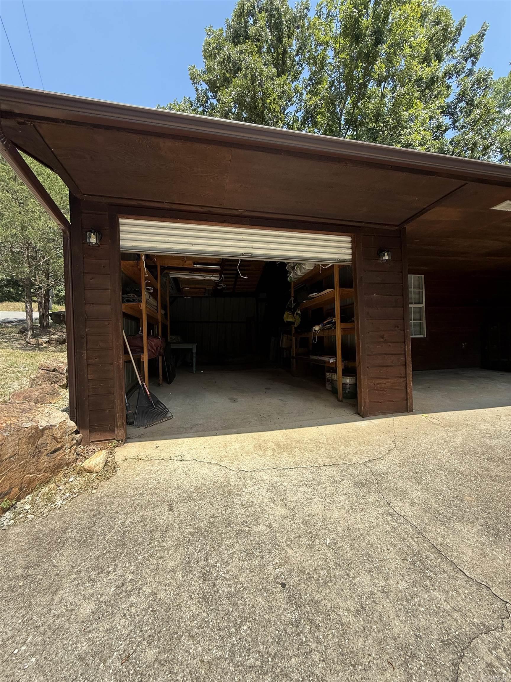 21528 Walnut Street Property Photo 7
