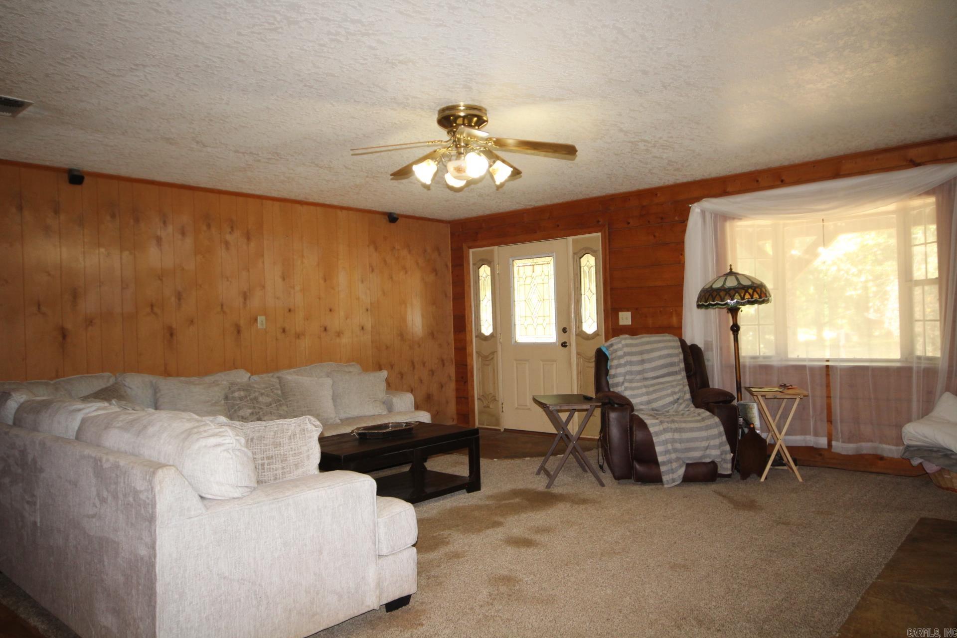 503 Trenton Blvd Property Photo 7
