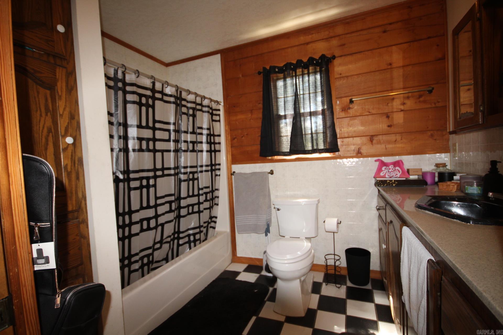 503 Trenton Blvd Property Photo 13