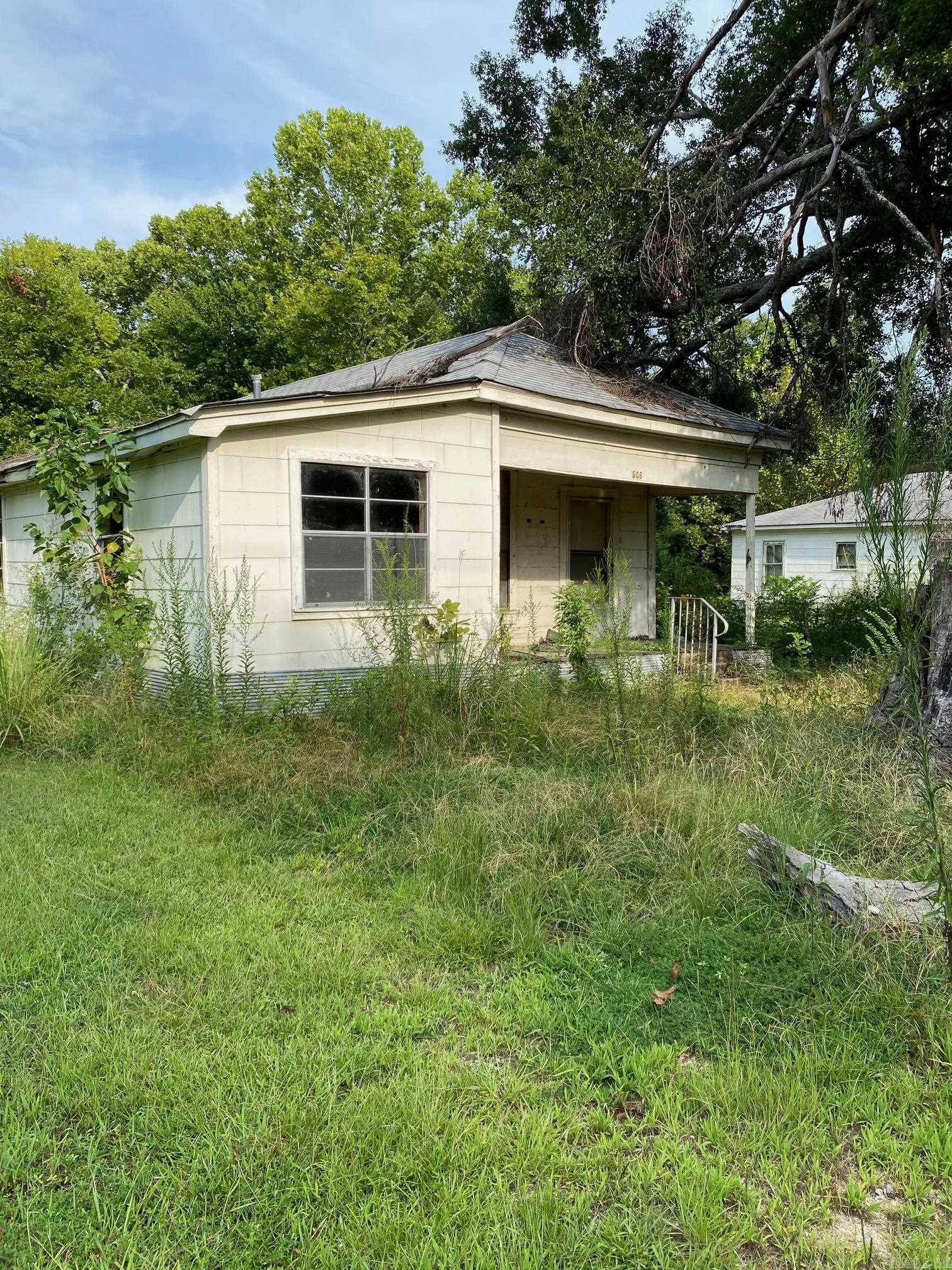 506 N Carolina Street Property Photo 2