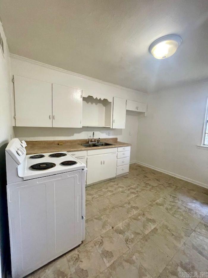 21 Harrow Drive Property Photo 3