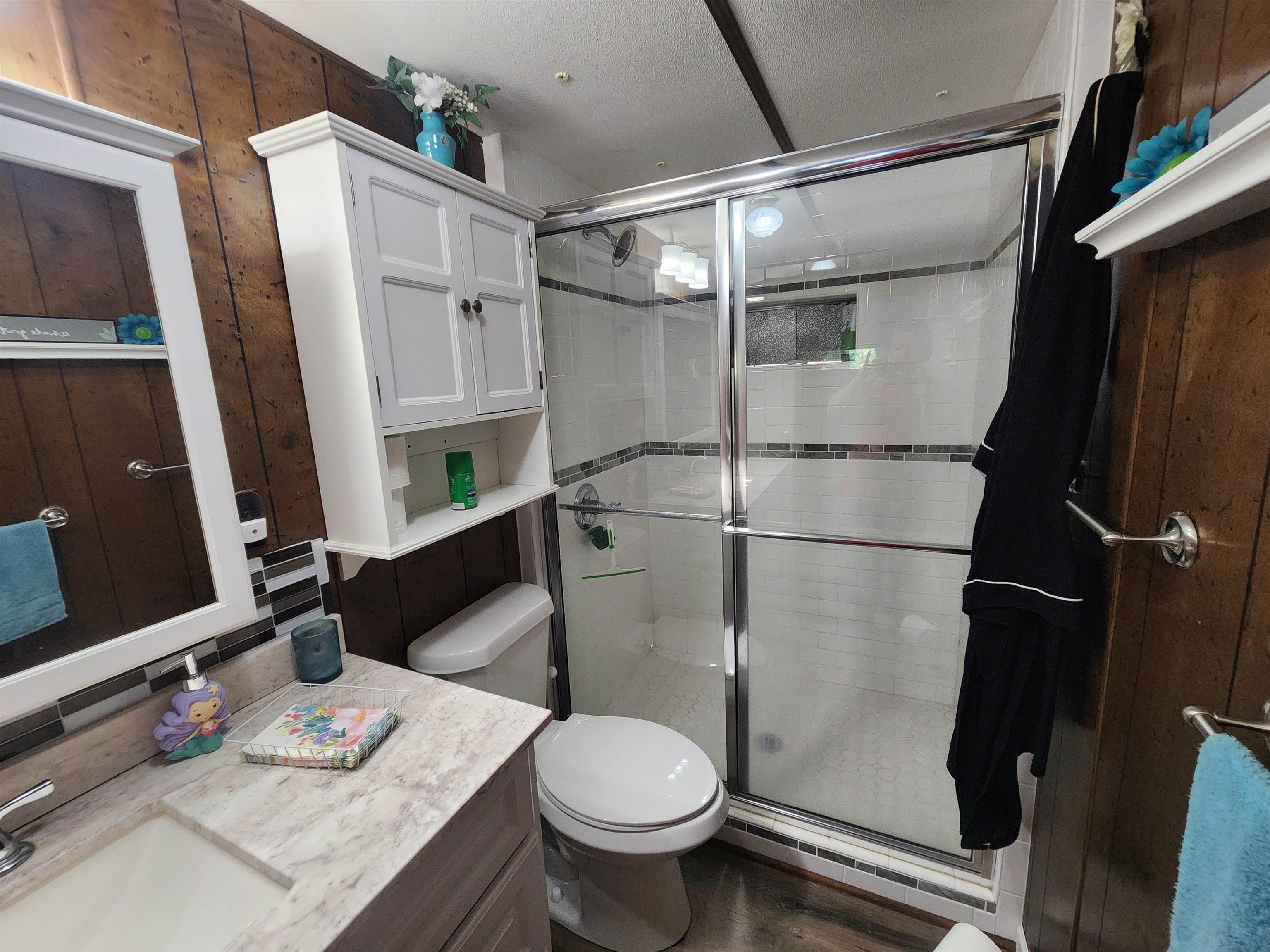 43 E Lakeshore Drive Property Photo 20