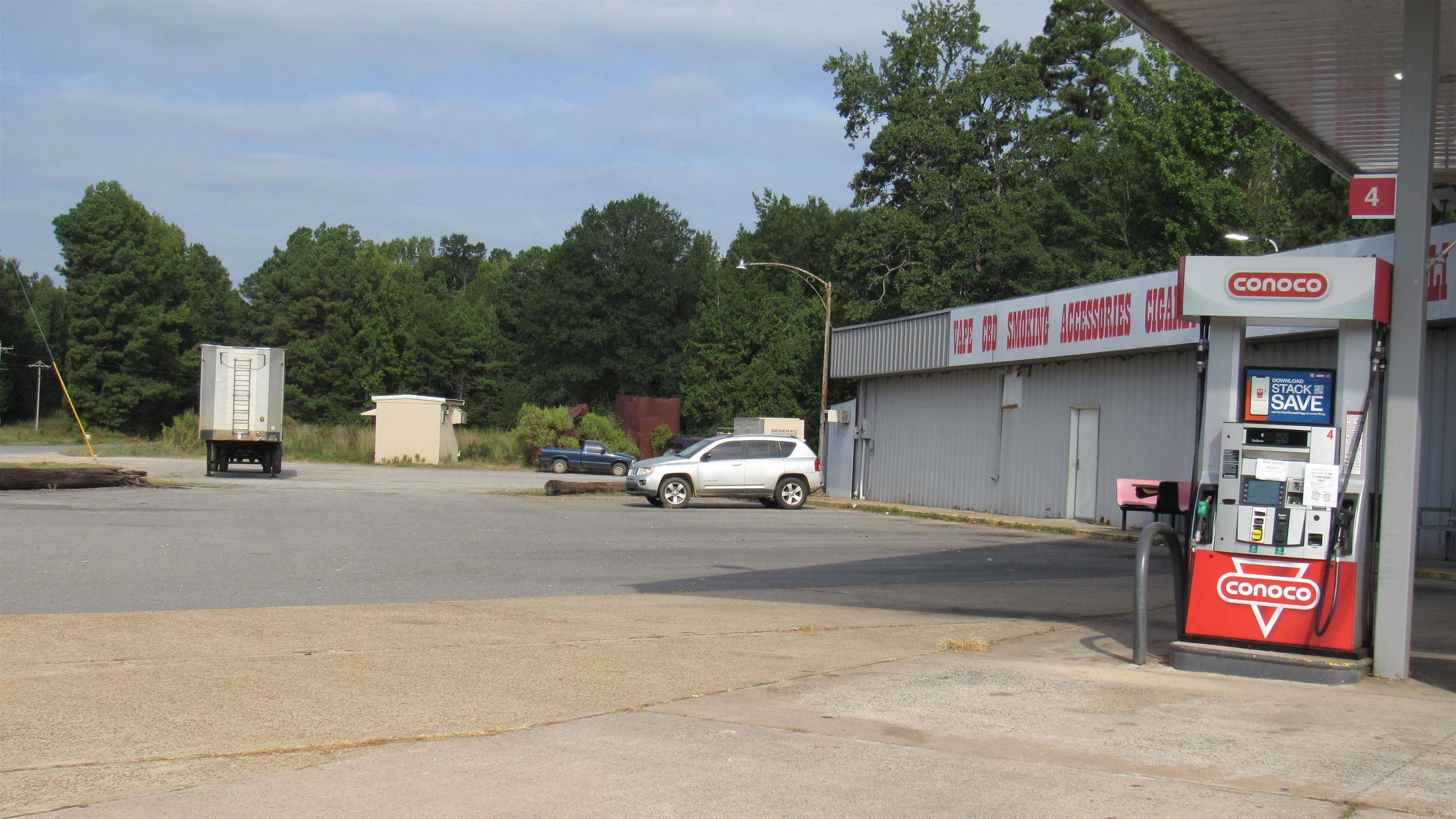 1890 Us-63 Highway Property Photo 3