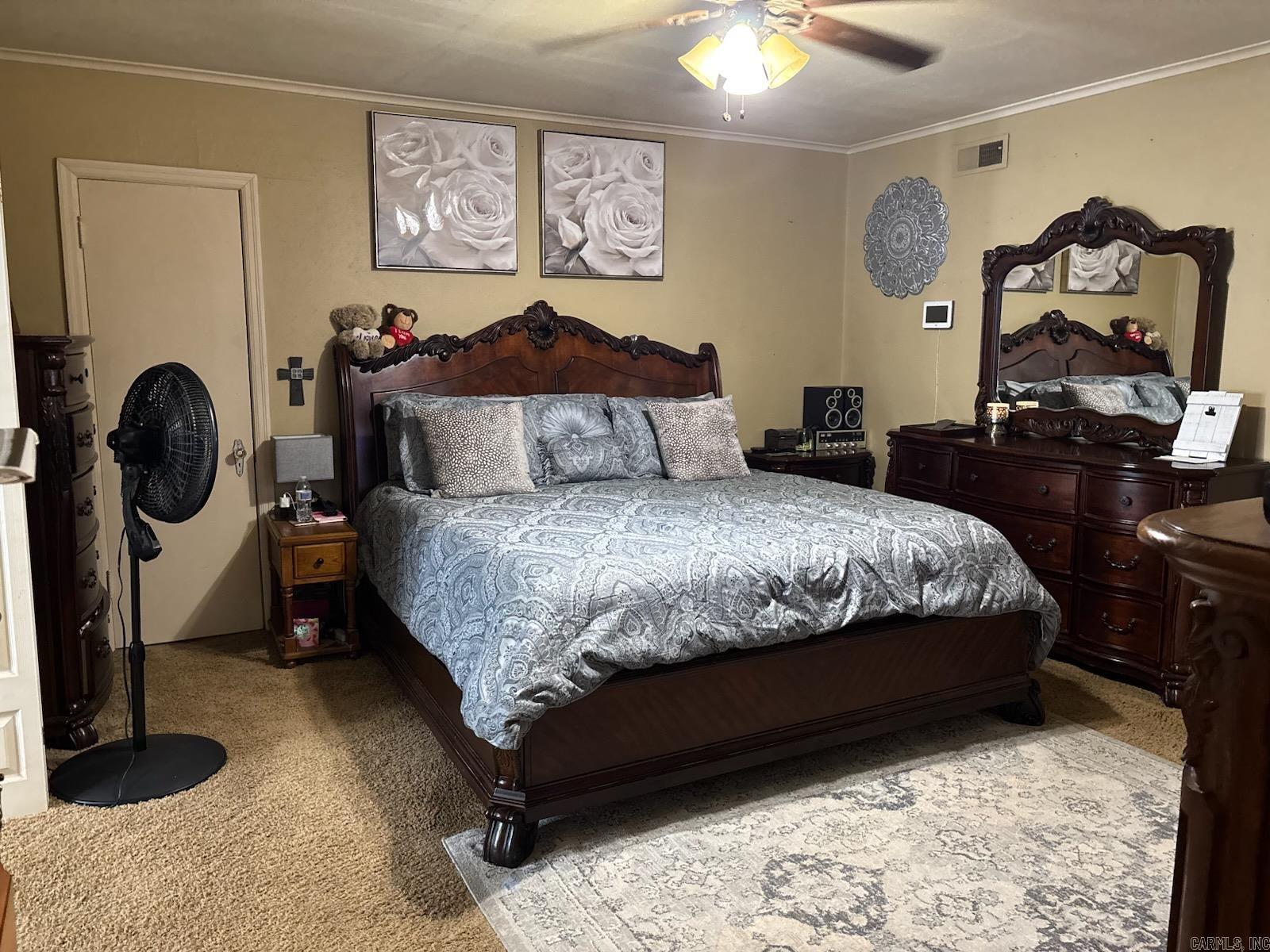 1330 N Jackson Property Photo 10