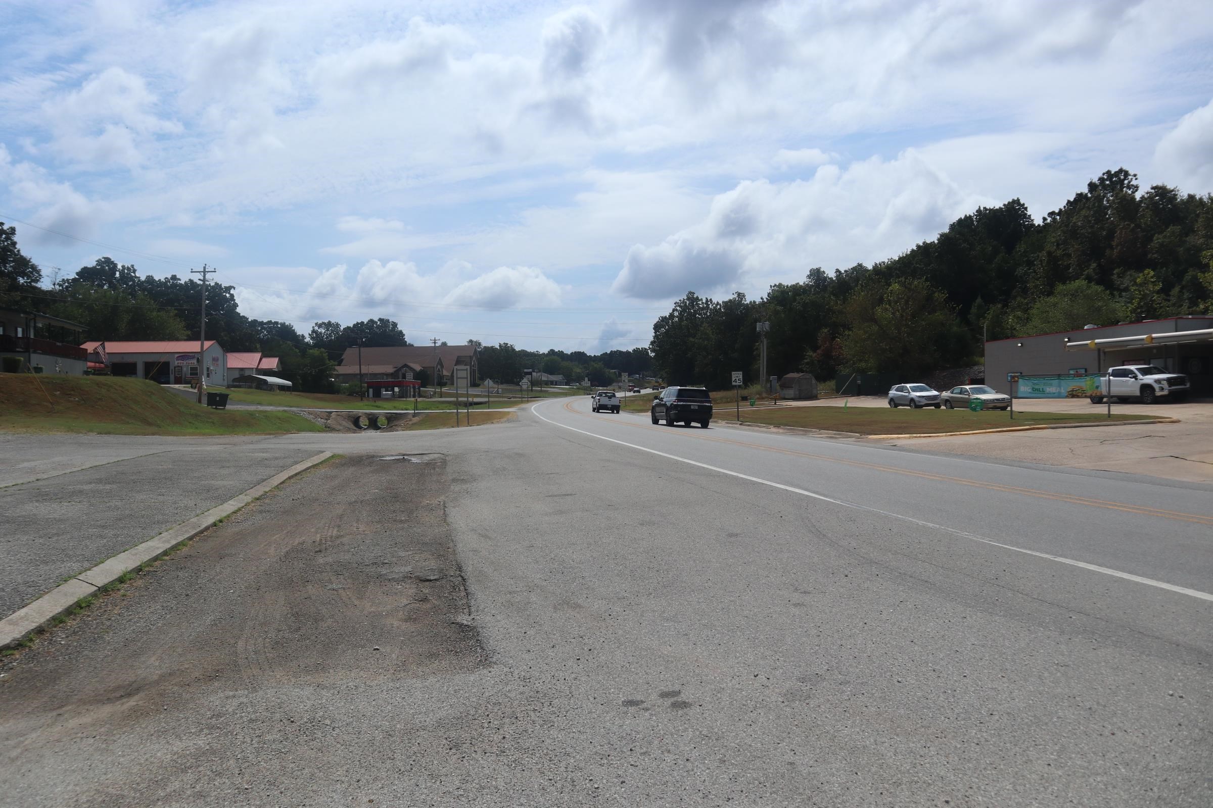 118 Hwy 62/412 E Property Photo 3
