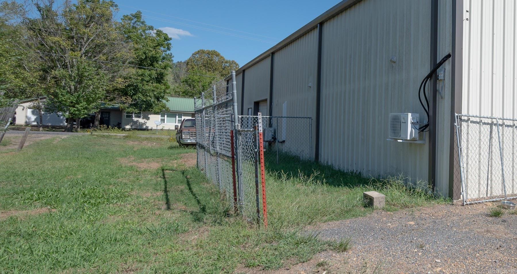 205 Port Arthur Property Photo 3