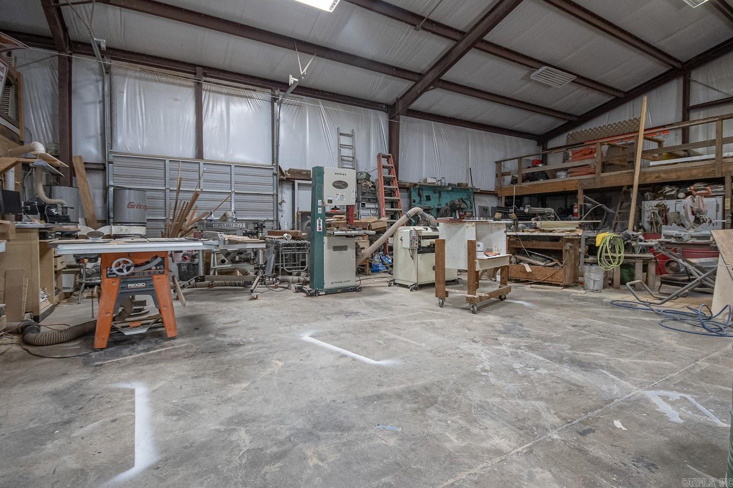 205 Port Arthur Property Photo 6