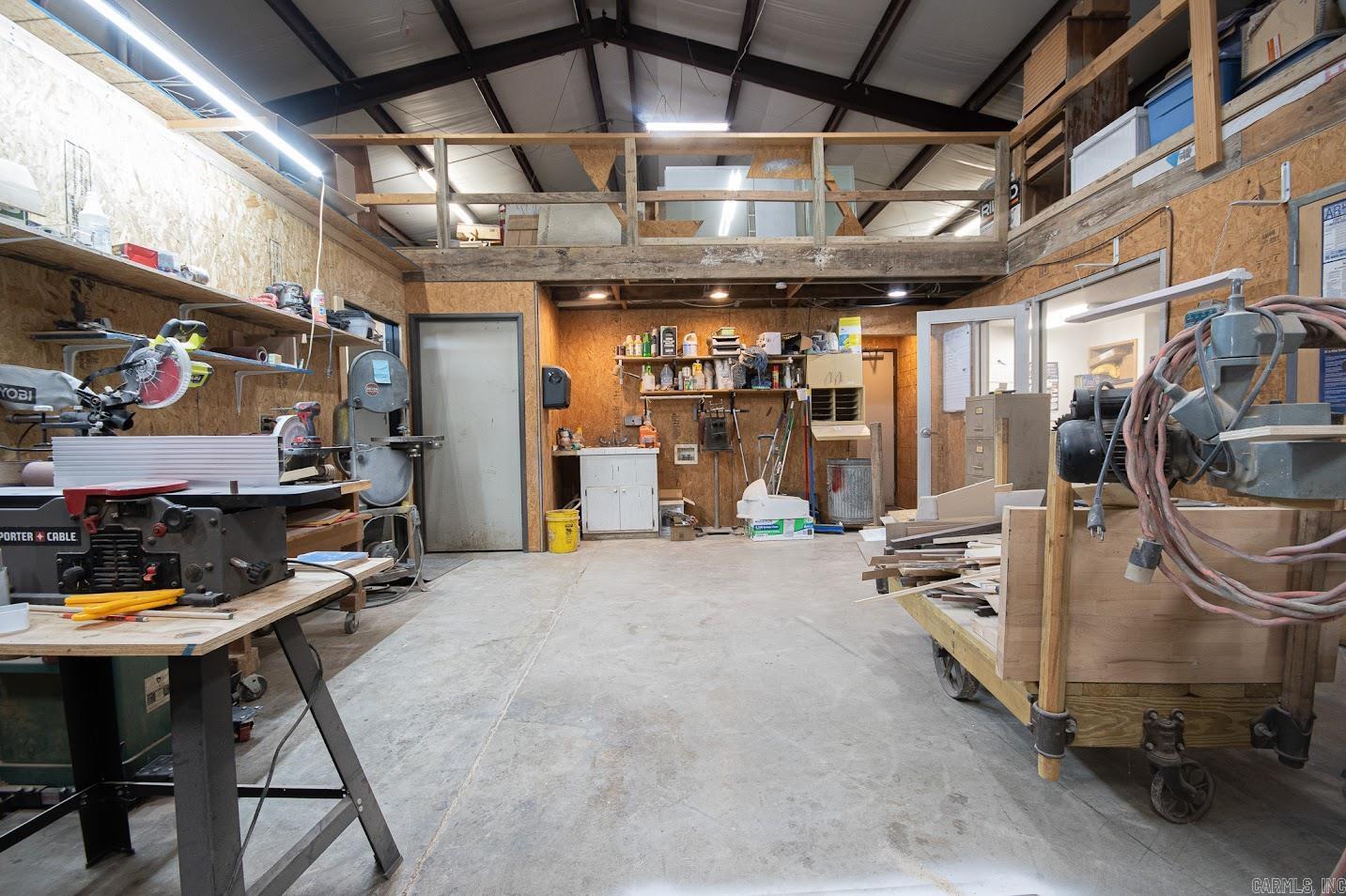 205 Port Arthur Property Photo 8