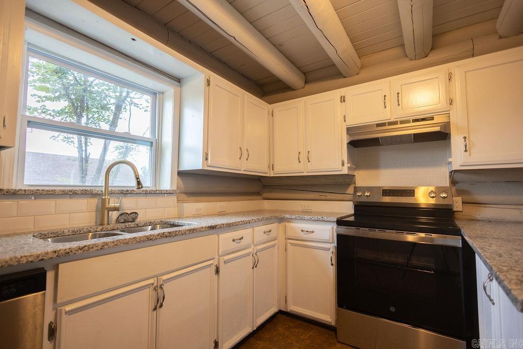 2259 Ledge Rock Road Property Photo 4