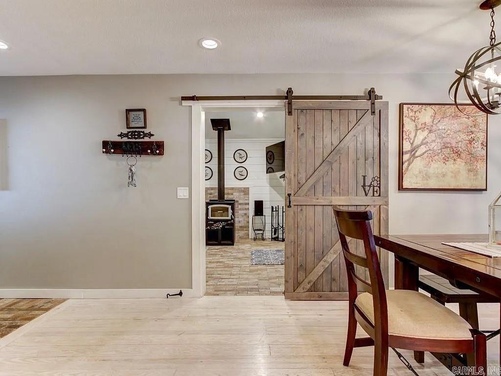 426 Windamere Terr Property Photo 2