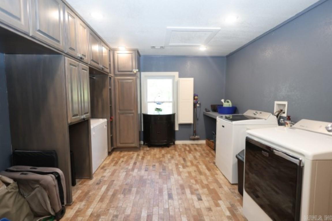 426 Windamere Terr Property Photo 32