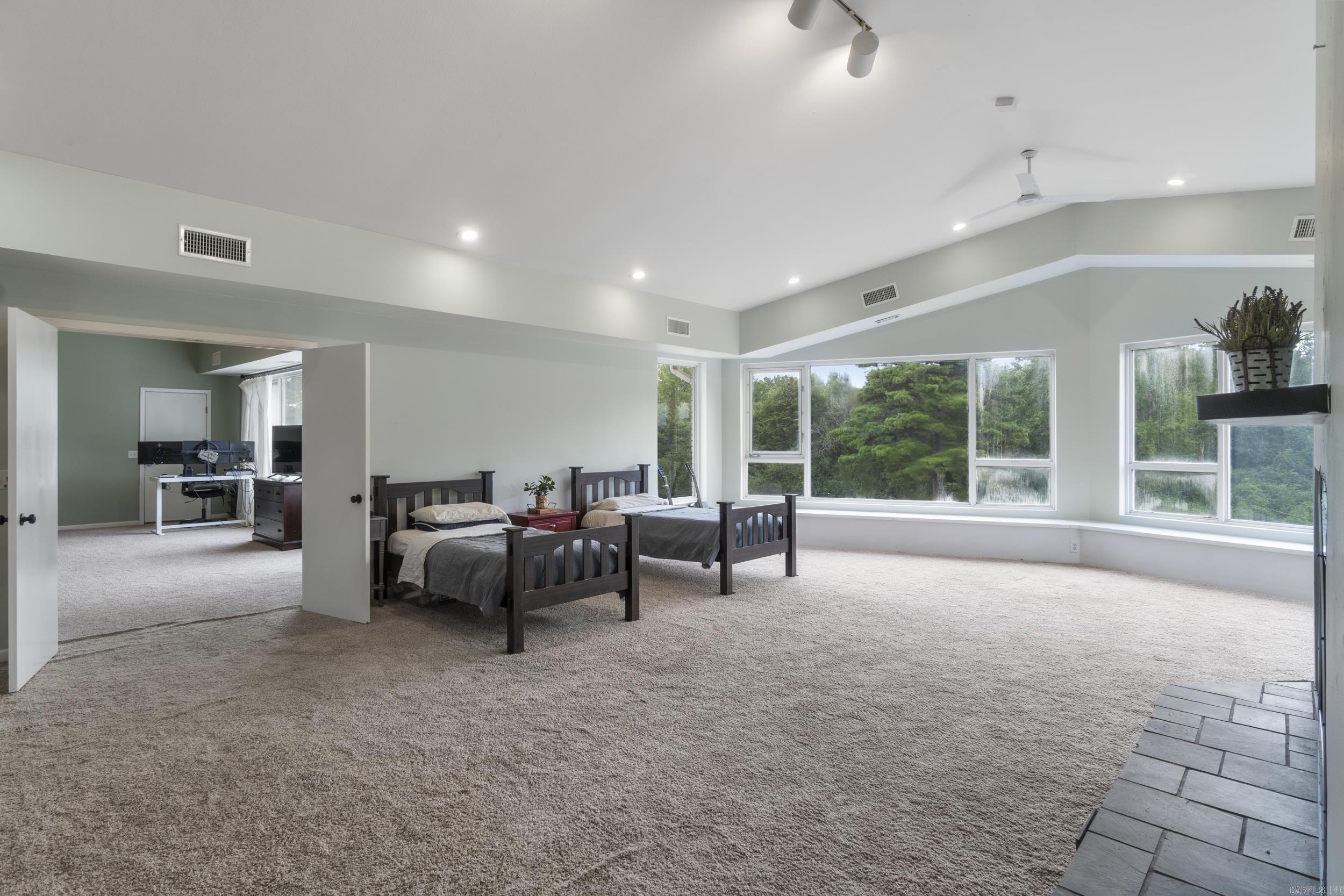 635 School Road Property Photo 22