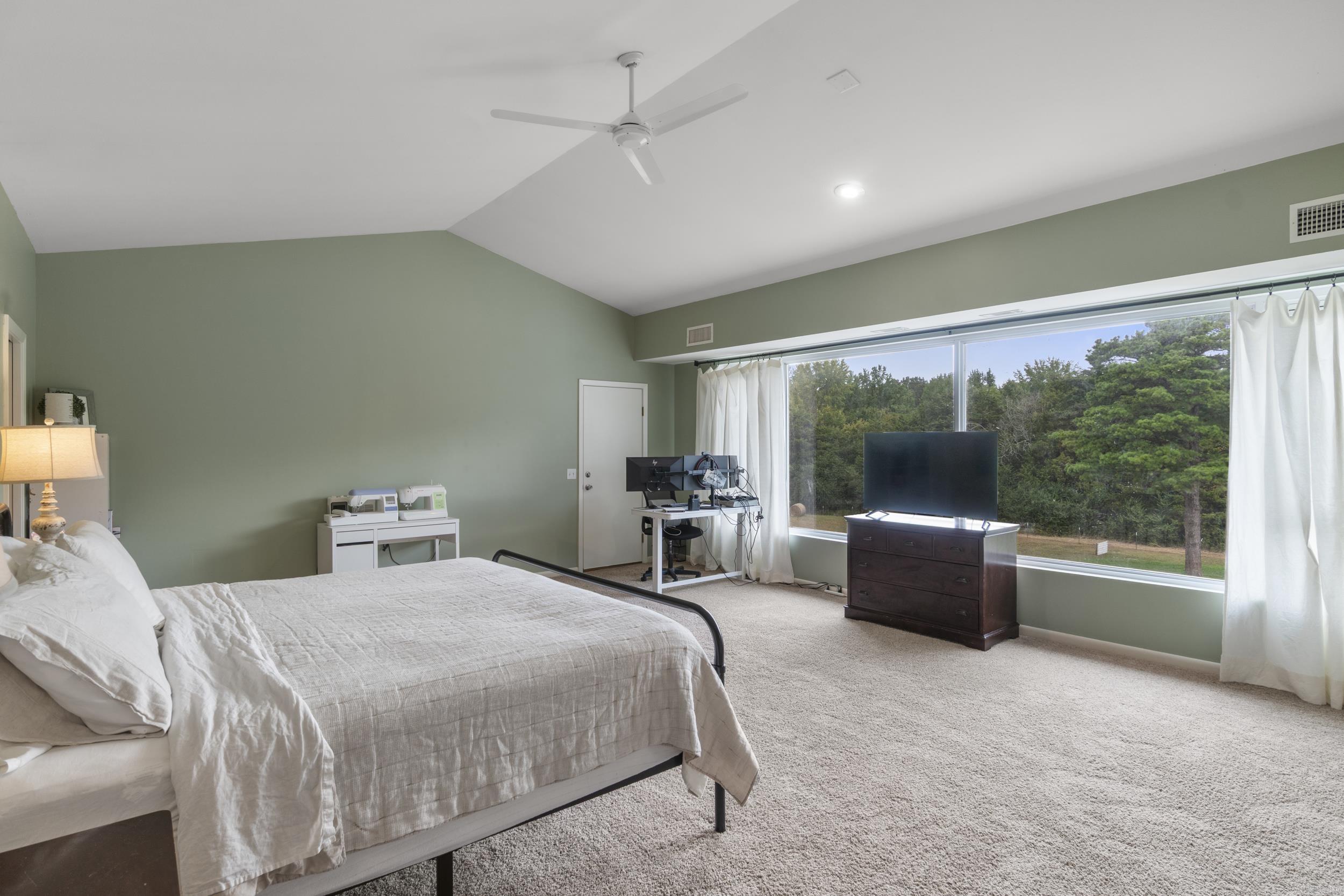 635 School Road Property Photo 30
