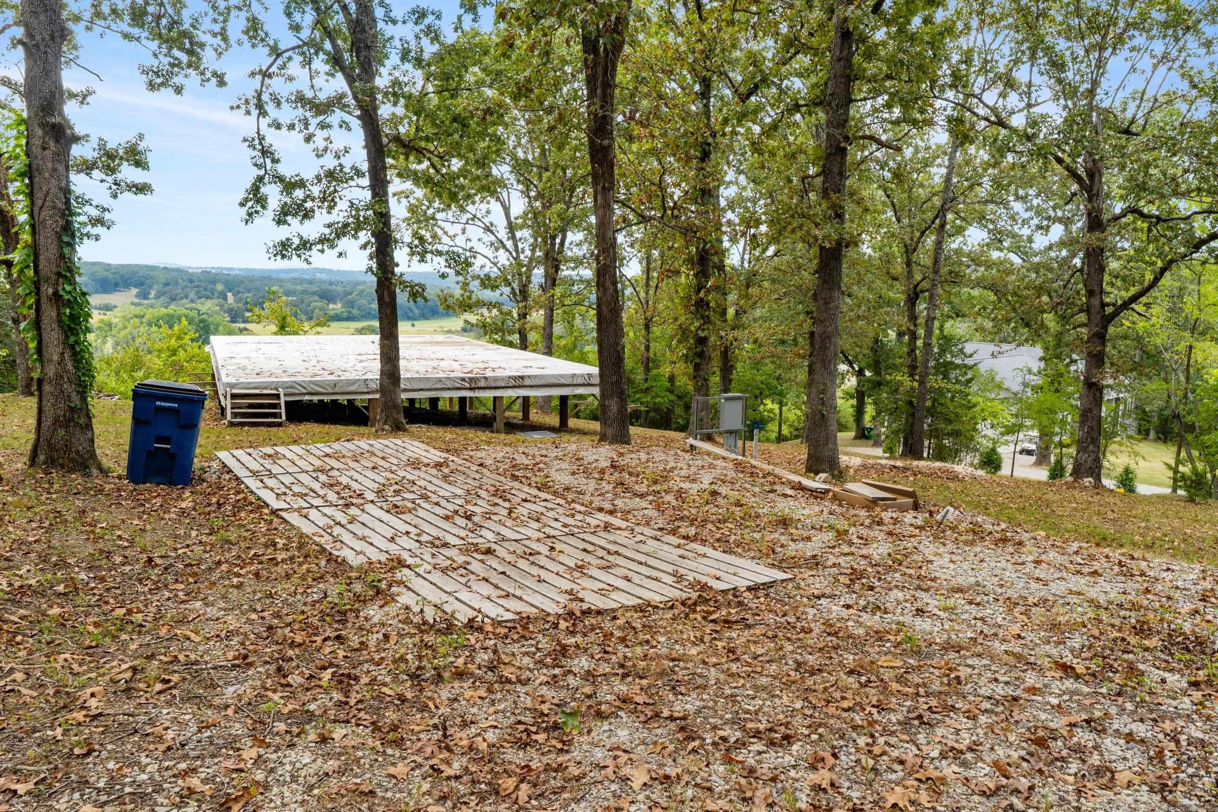 377 Virginia Lee Road Property Photo 11