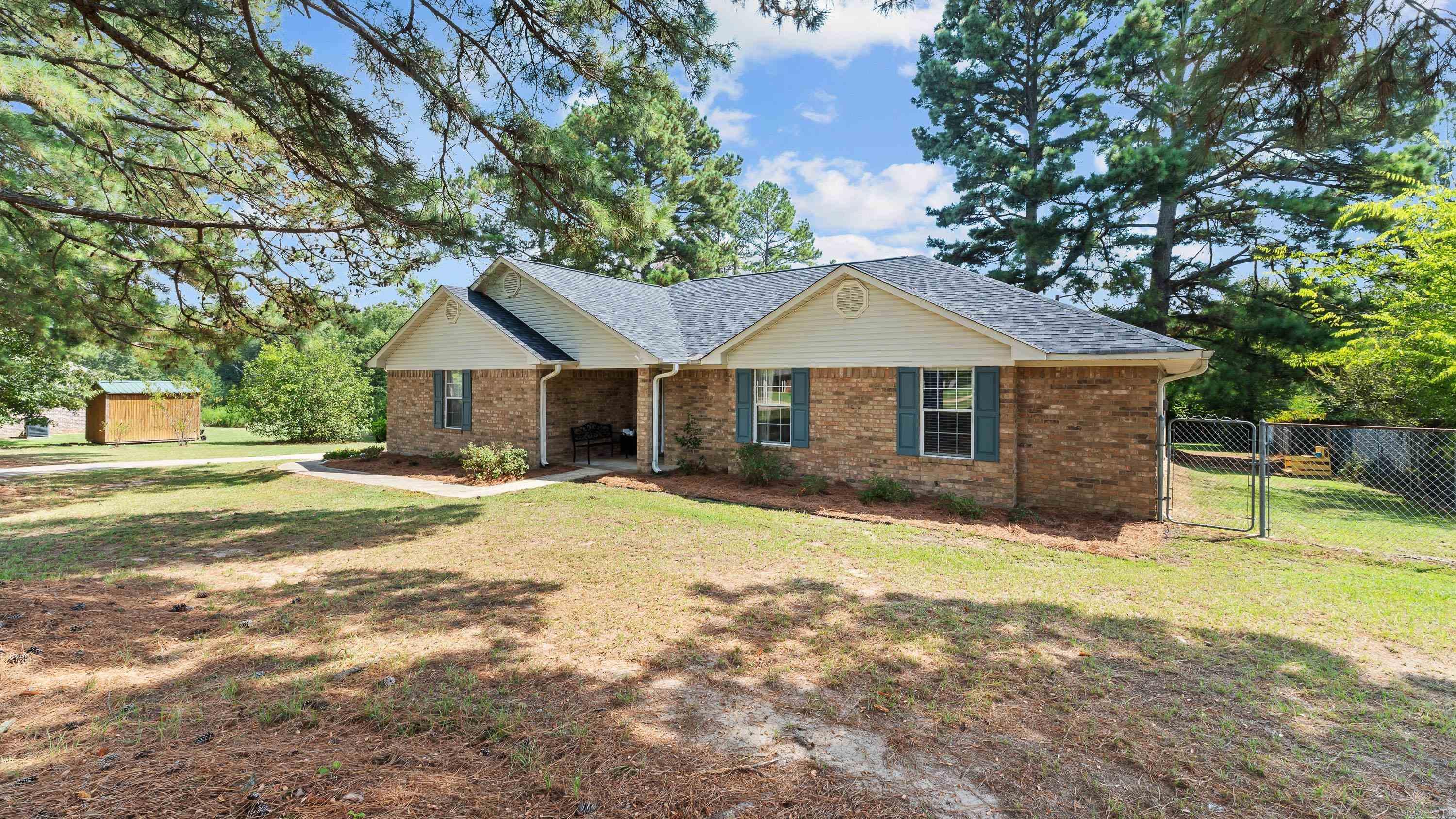 4 Dan Michael Drive Property Photo 1