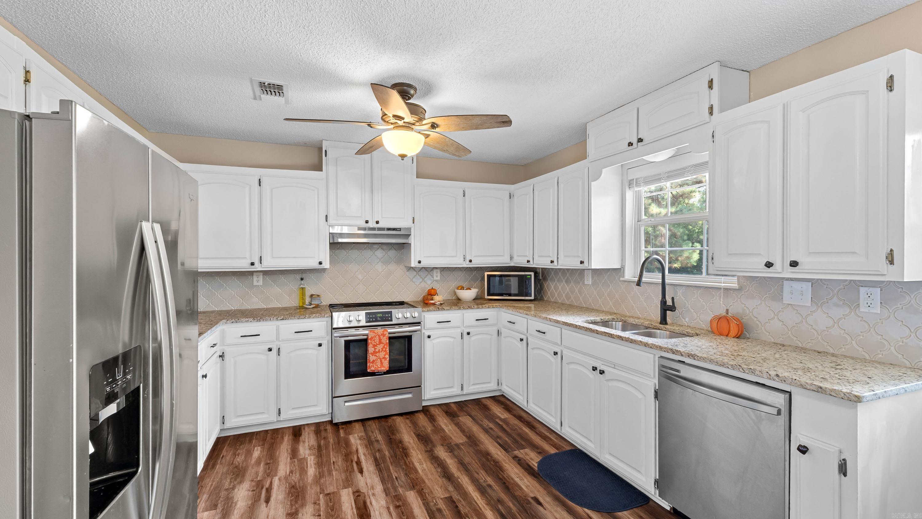 4 Dan Michael Drive Property Photo 17