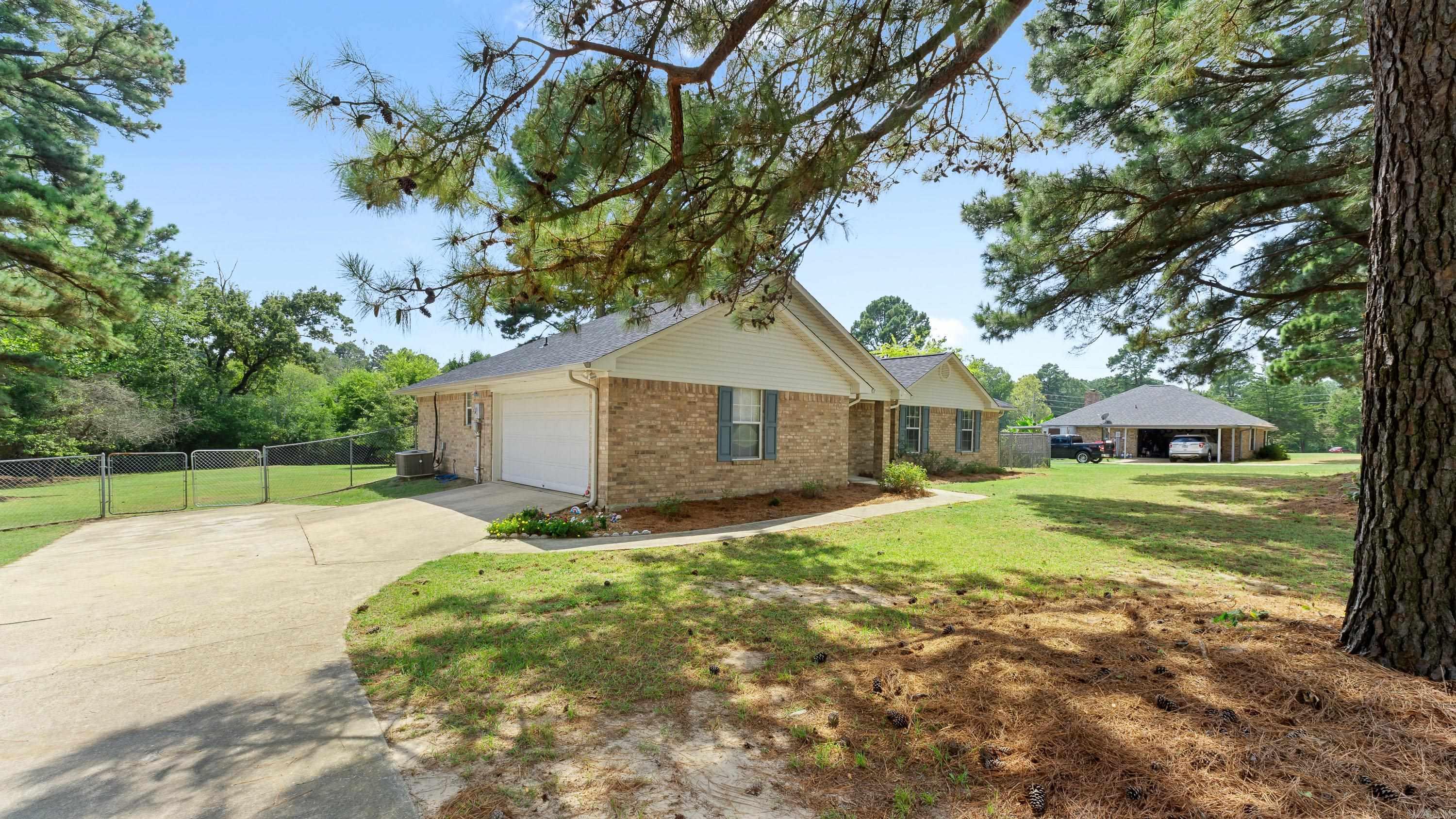 4 Dan Michael Drive Property Photo 28