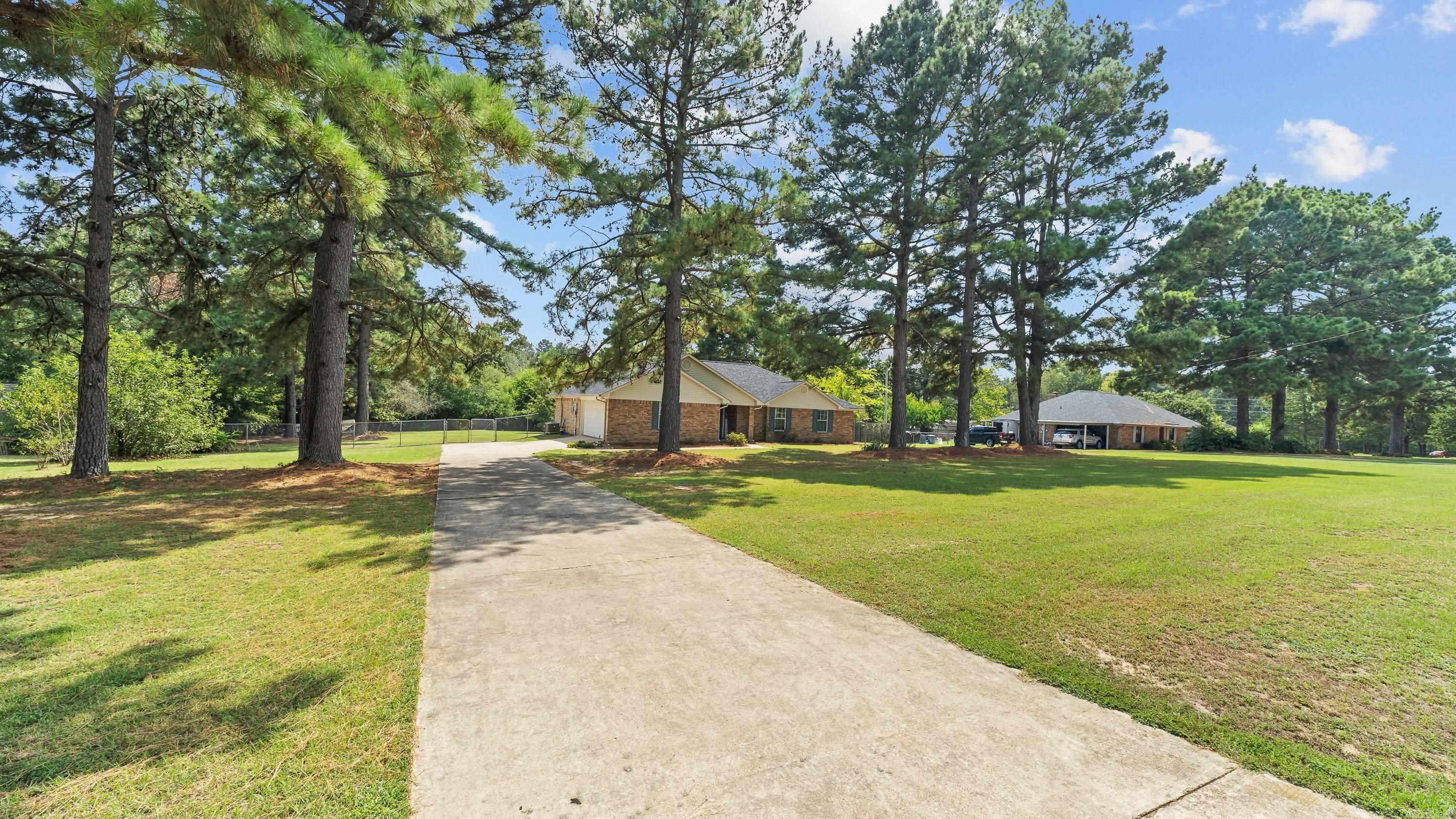 4 Dan Michael Drive Property Photo 29