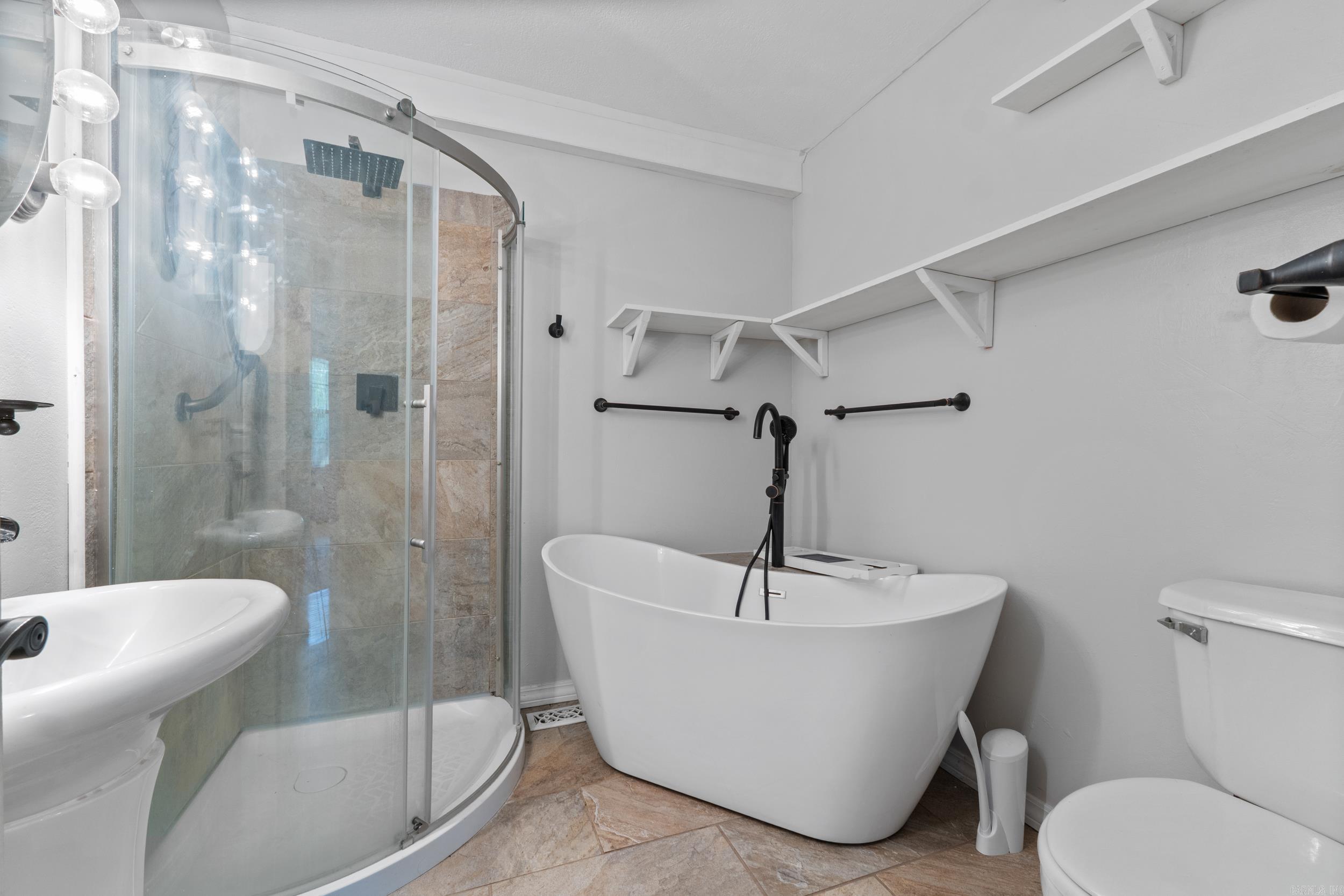 64 South Street Property Photo 8