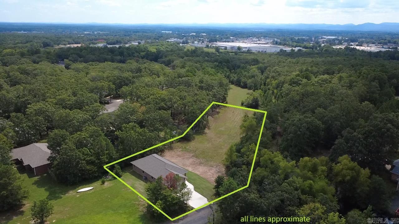 104 Red Oak Drive Property Photo 5