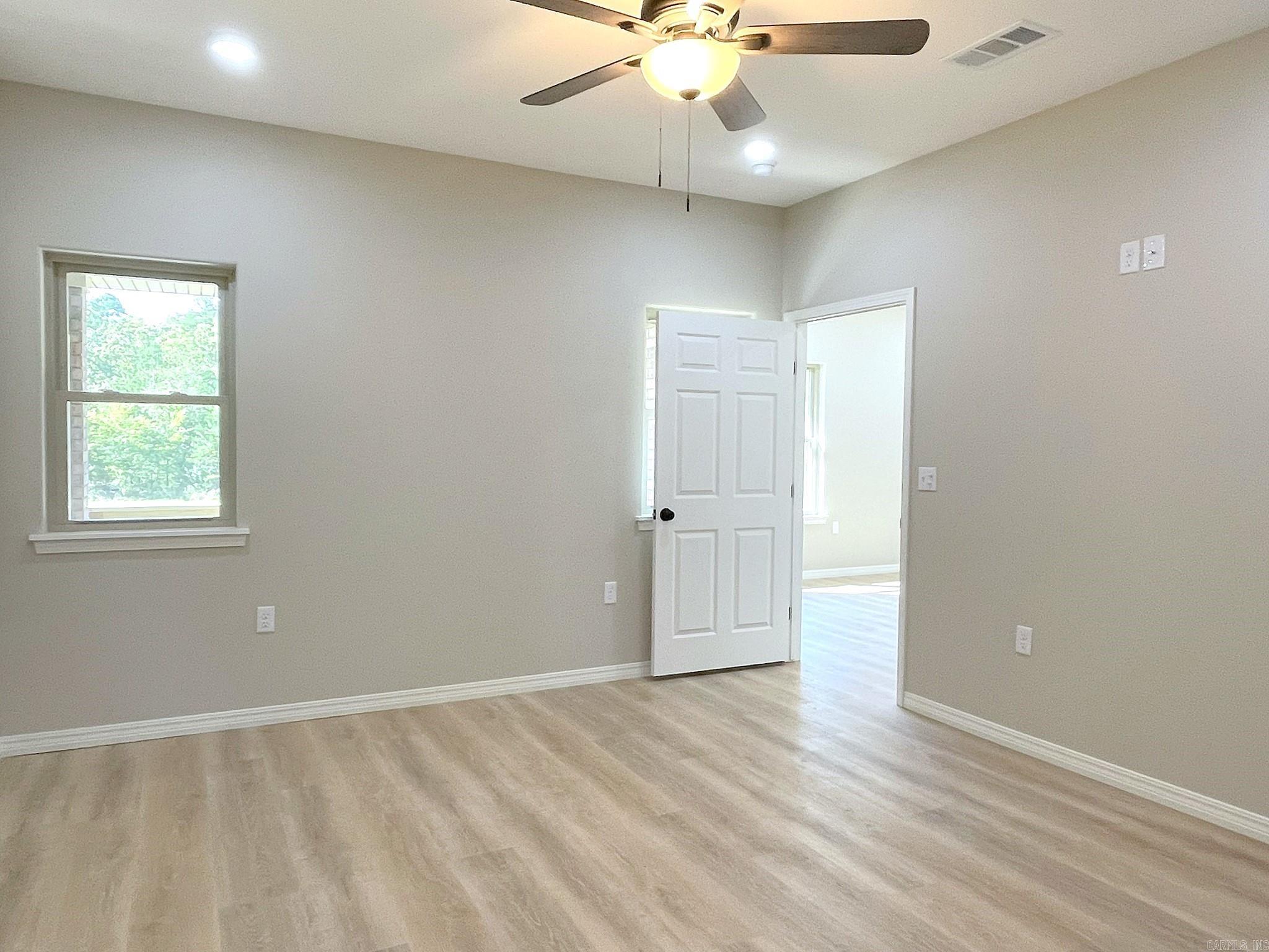 104 Red Oak Drive Property Photo 18