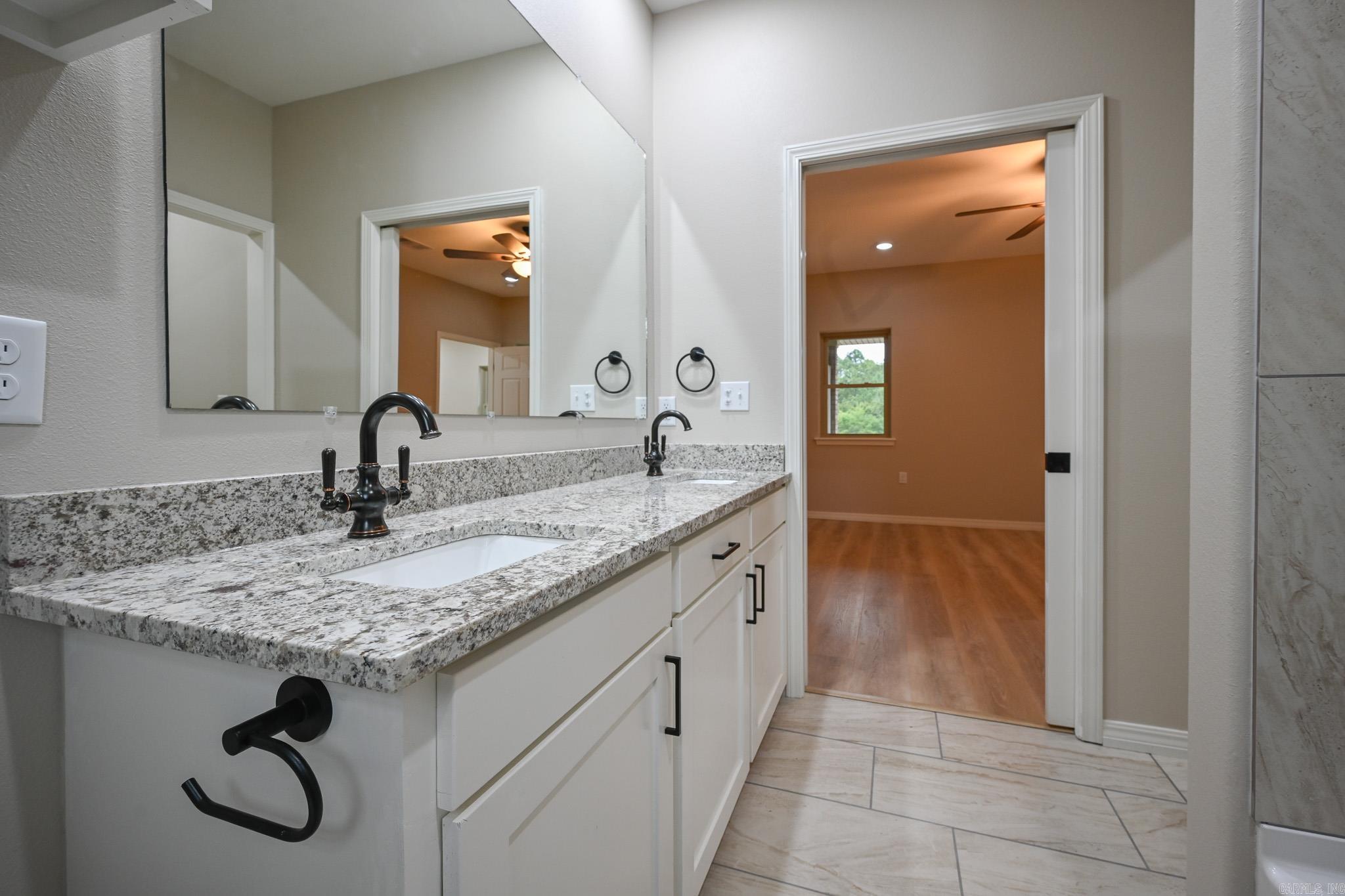 104 Red Oak Drive Property Photo 21