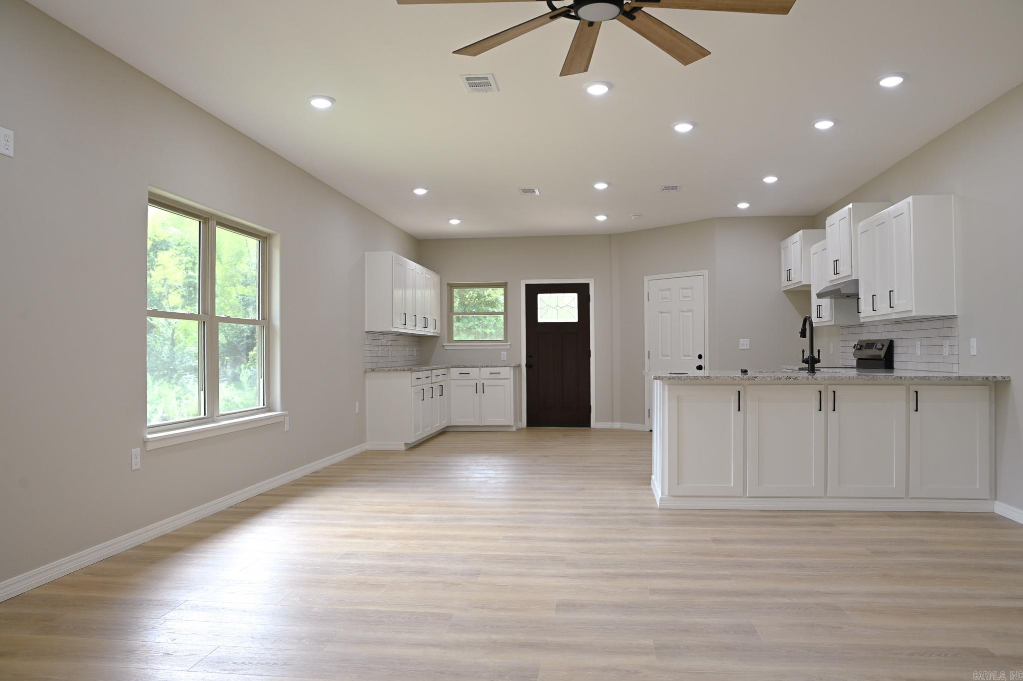 104 Red Oak Drive Property Photo 24