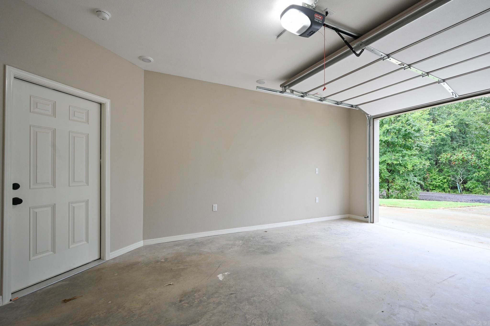 104 Red Oak Drive Property Photo 37