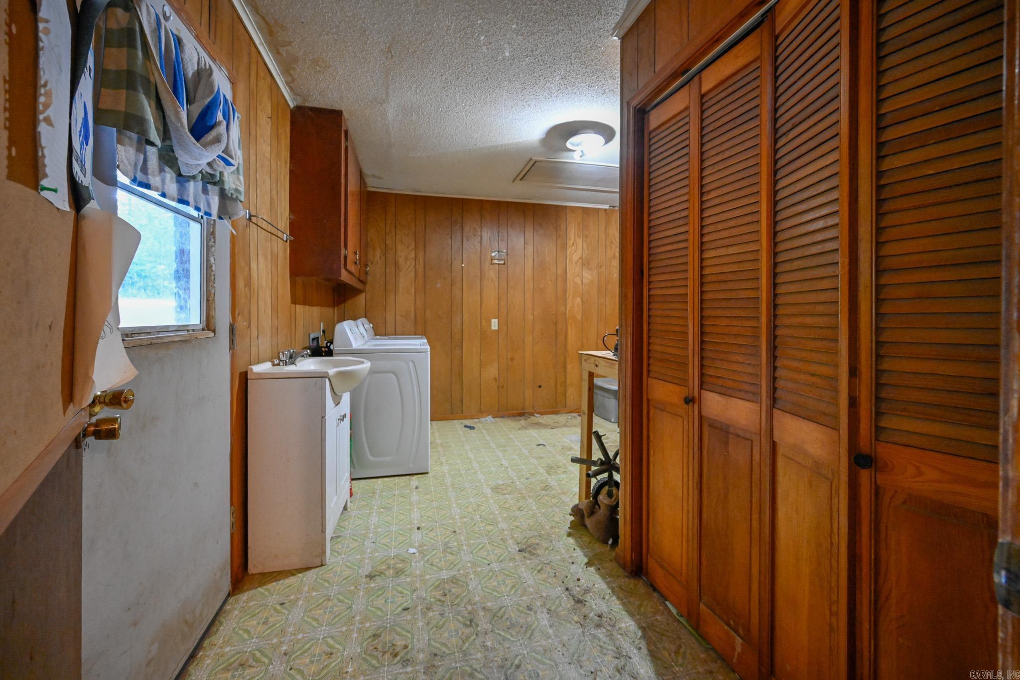 142 Cardinal Lane Property Photo 15