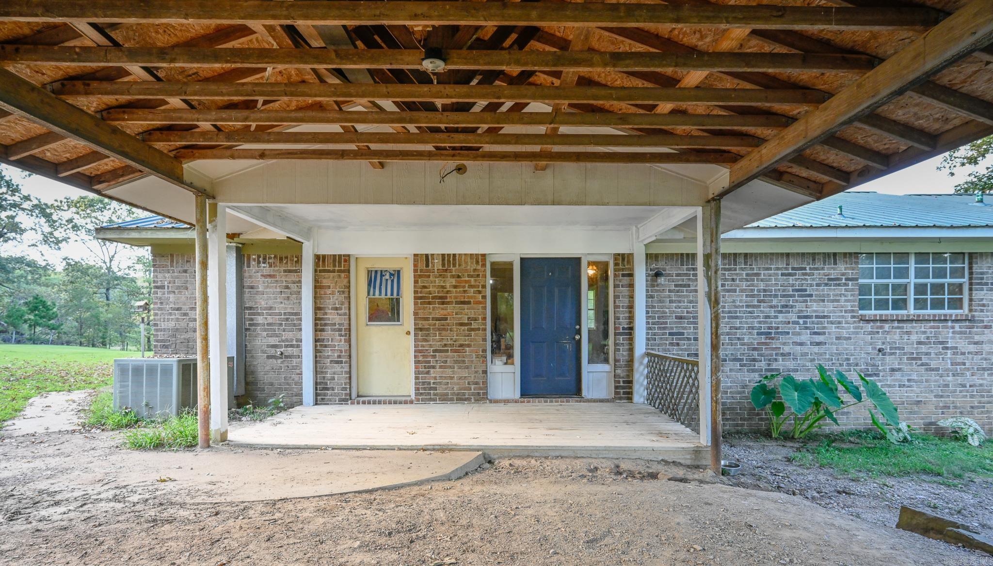 142 Cardinal Lane Property Photo 25