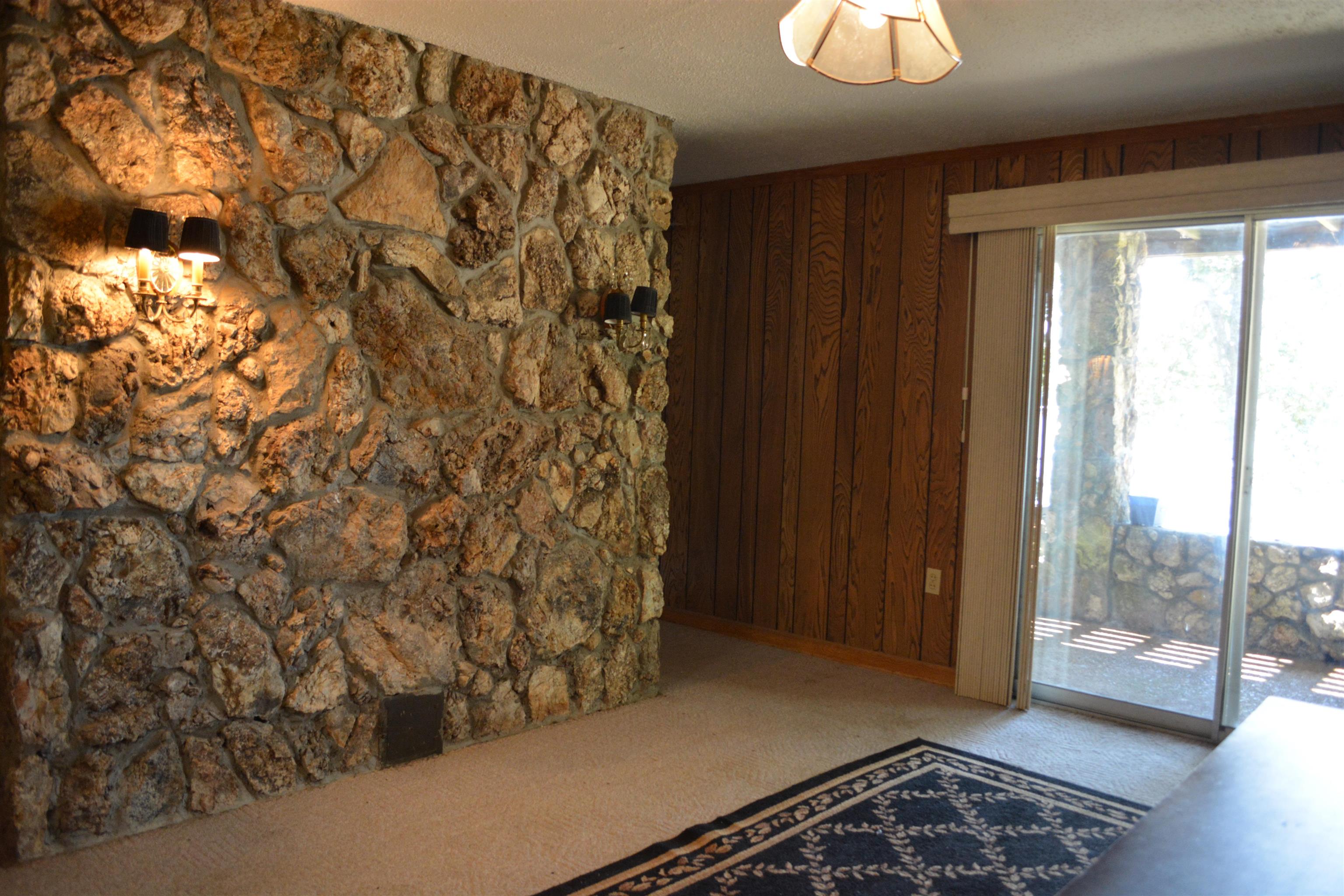 129 Iroquois Drive Property Photo 29