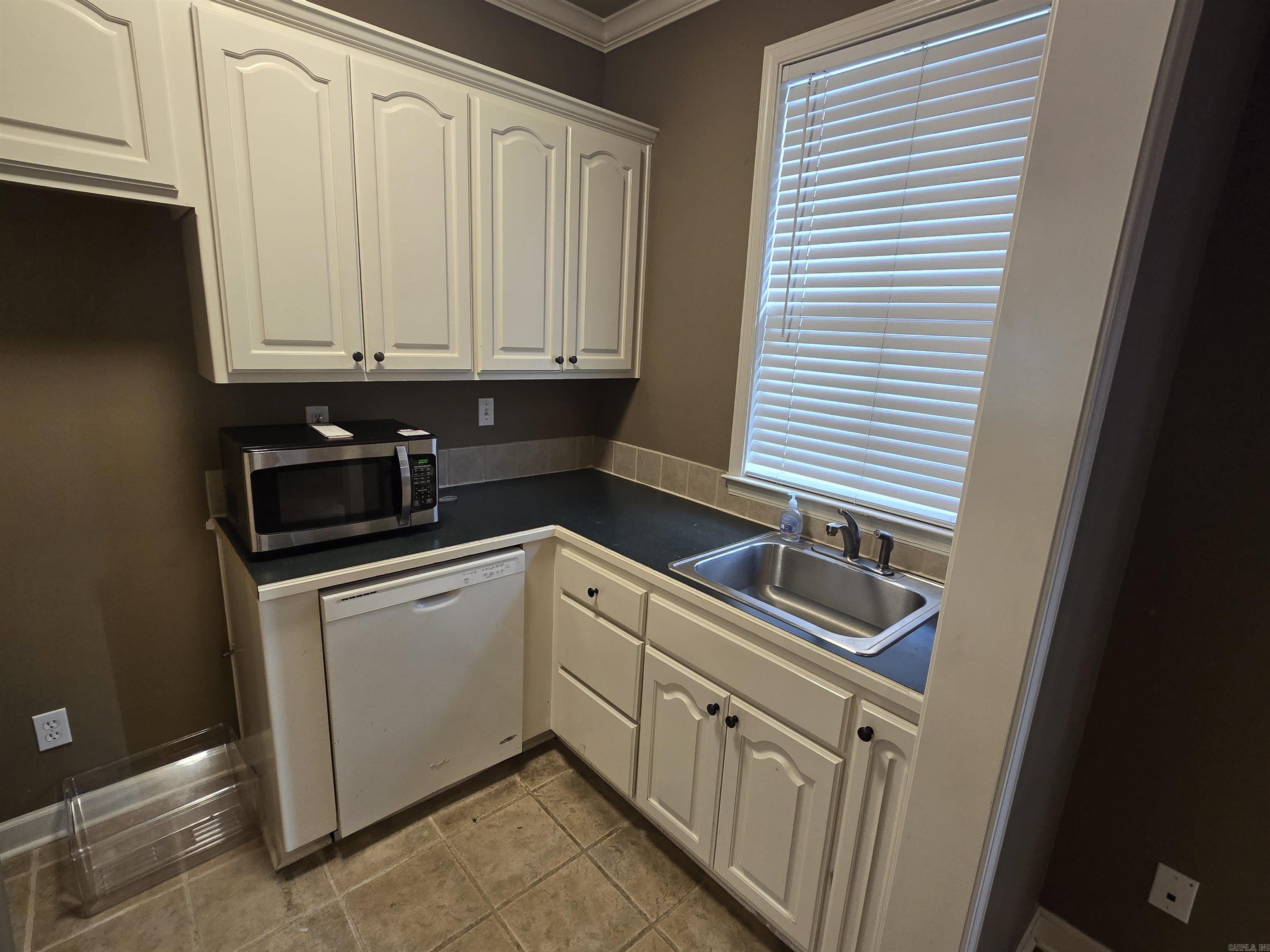 18425-18509 Kanis Road Property Photo 30
