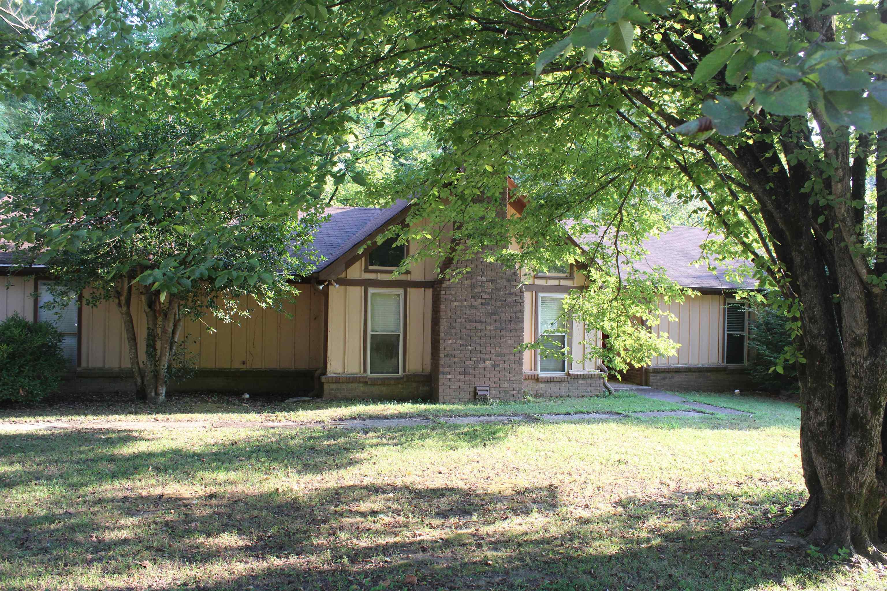 119 Valley Dr Property Photo 1