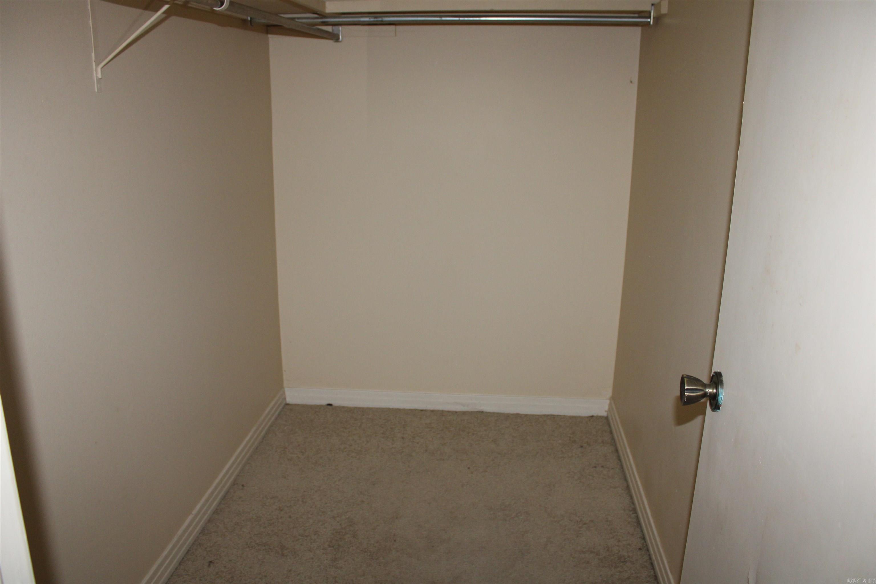 119 Valley Dr Property Photo 14