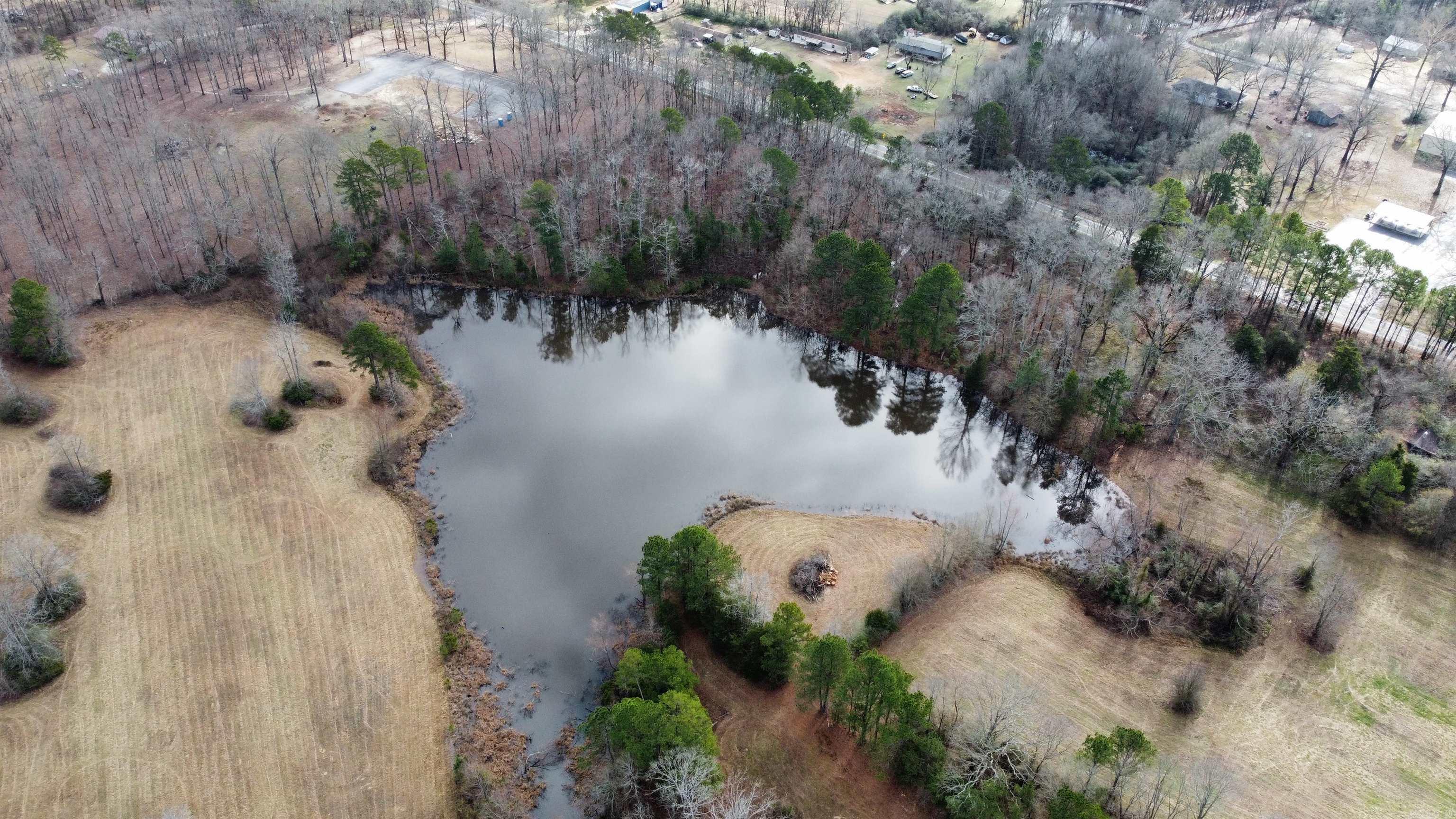 1687 Pearcy Road Property Photo 3