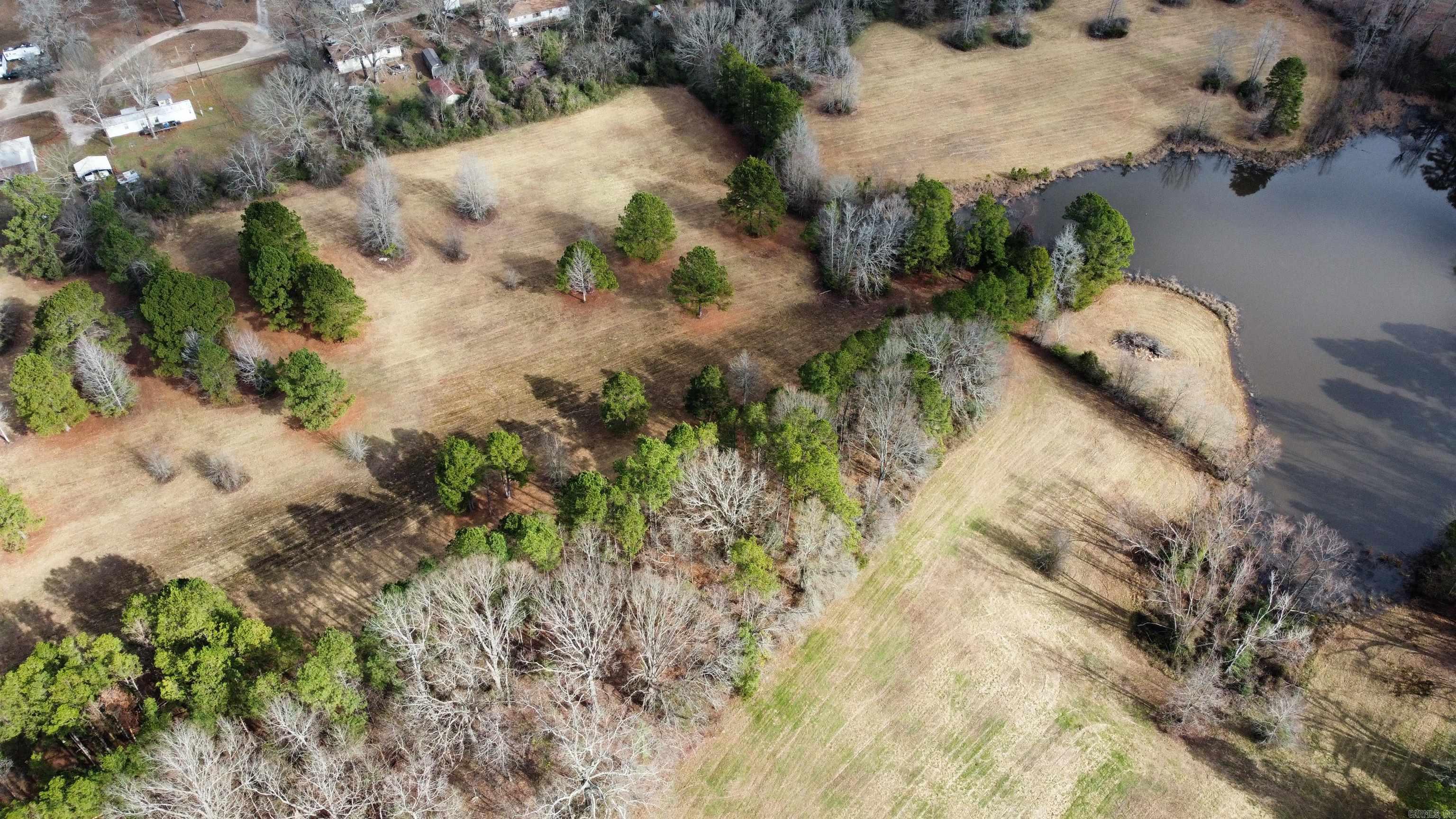 1687 Pearcy Road Property Photo 8