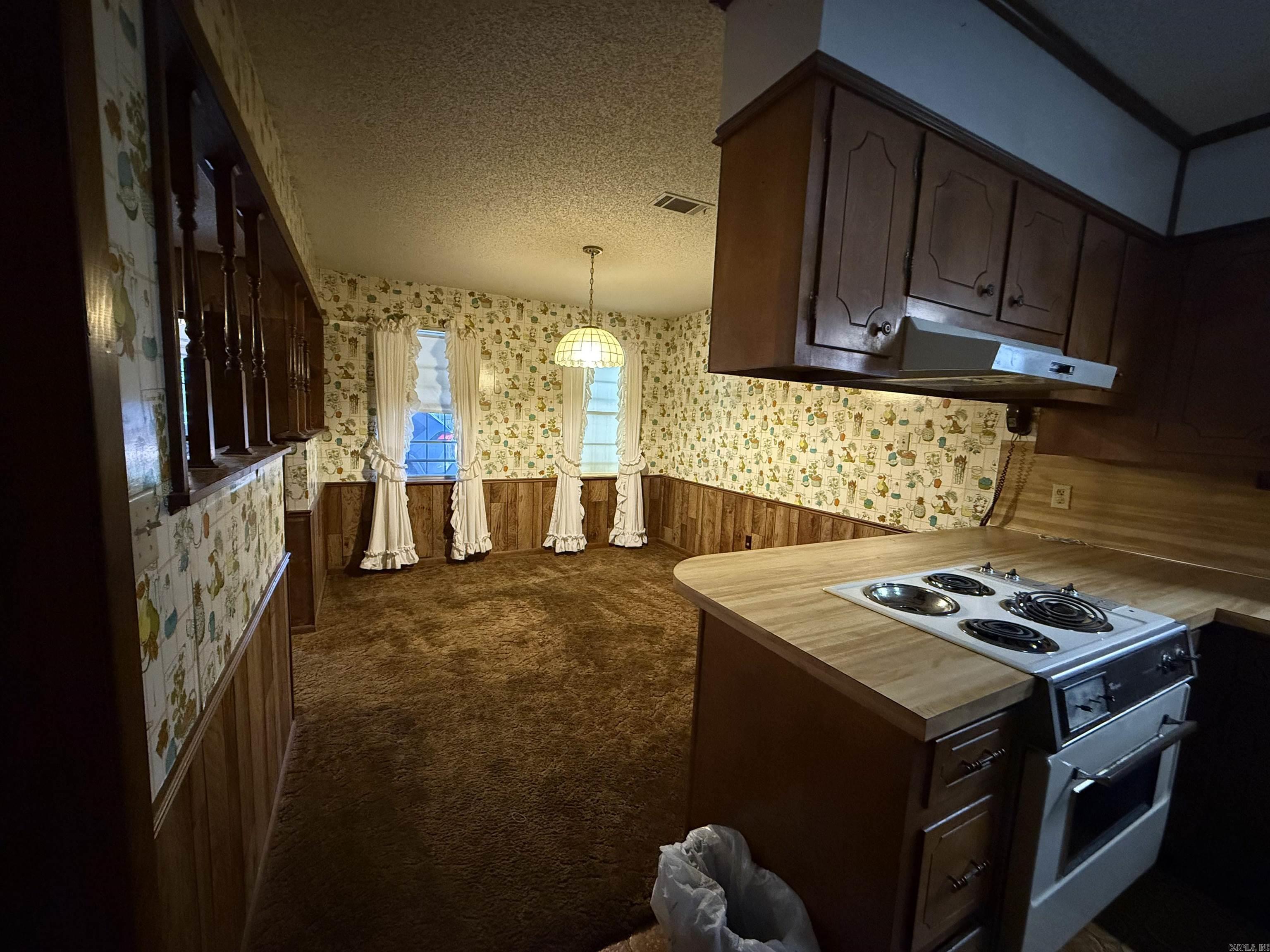 1406 Ridgway Road Property Photo 7