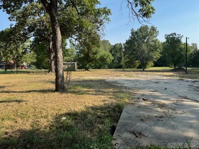 112 Oak Property Photo 1
