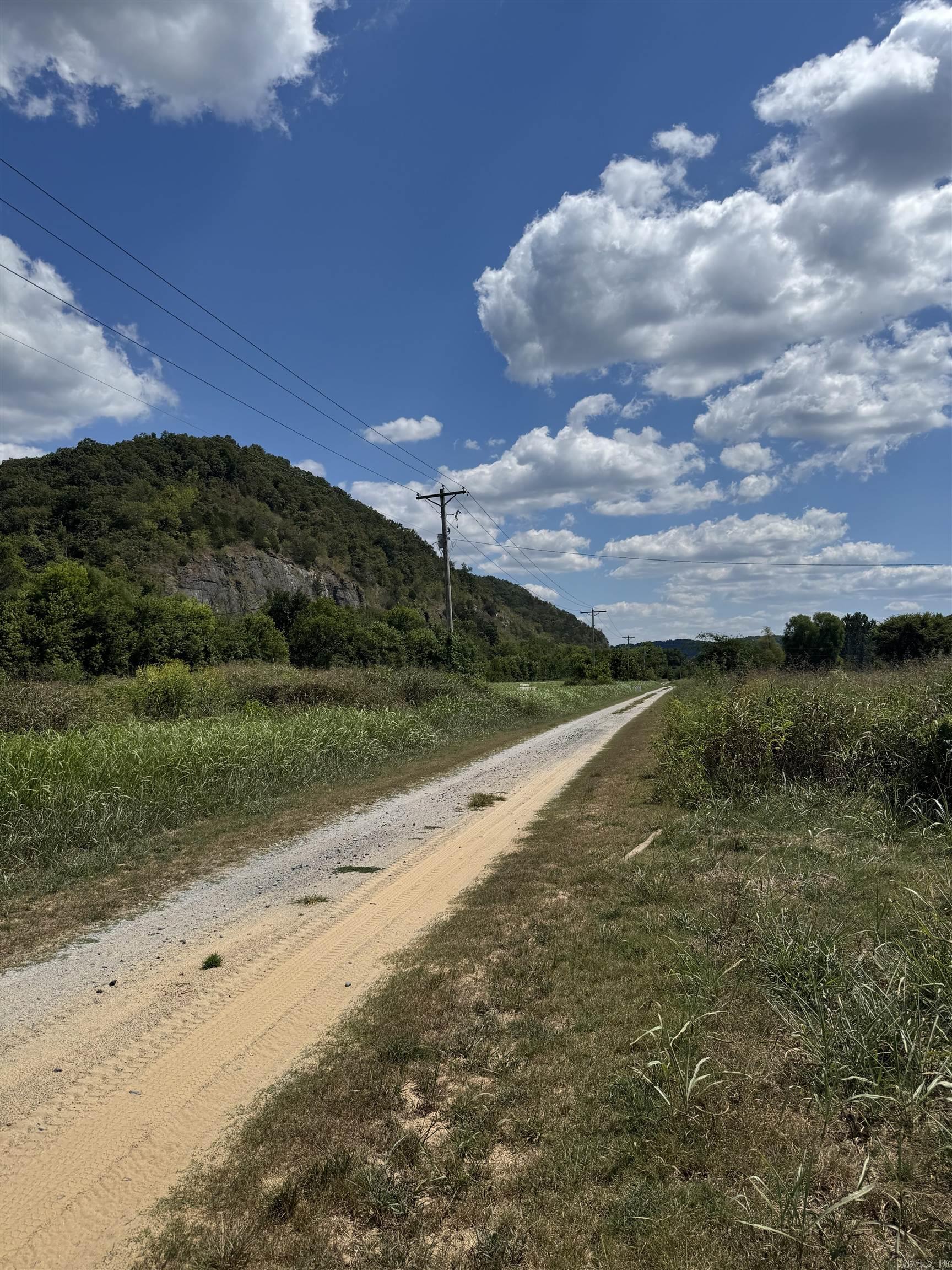 43 White River Run Property Photo 3