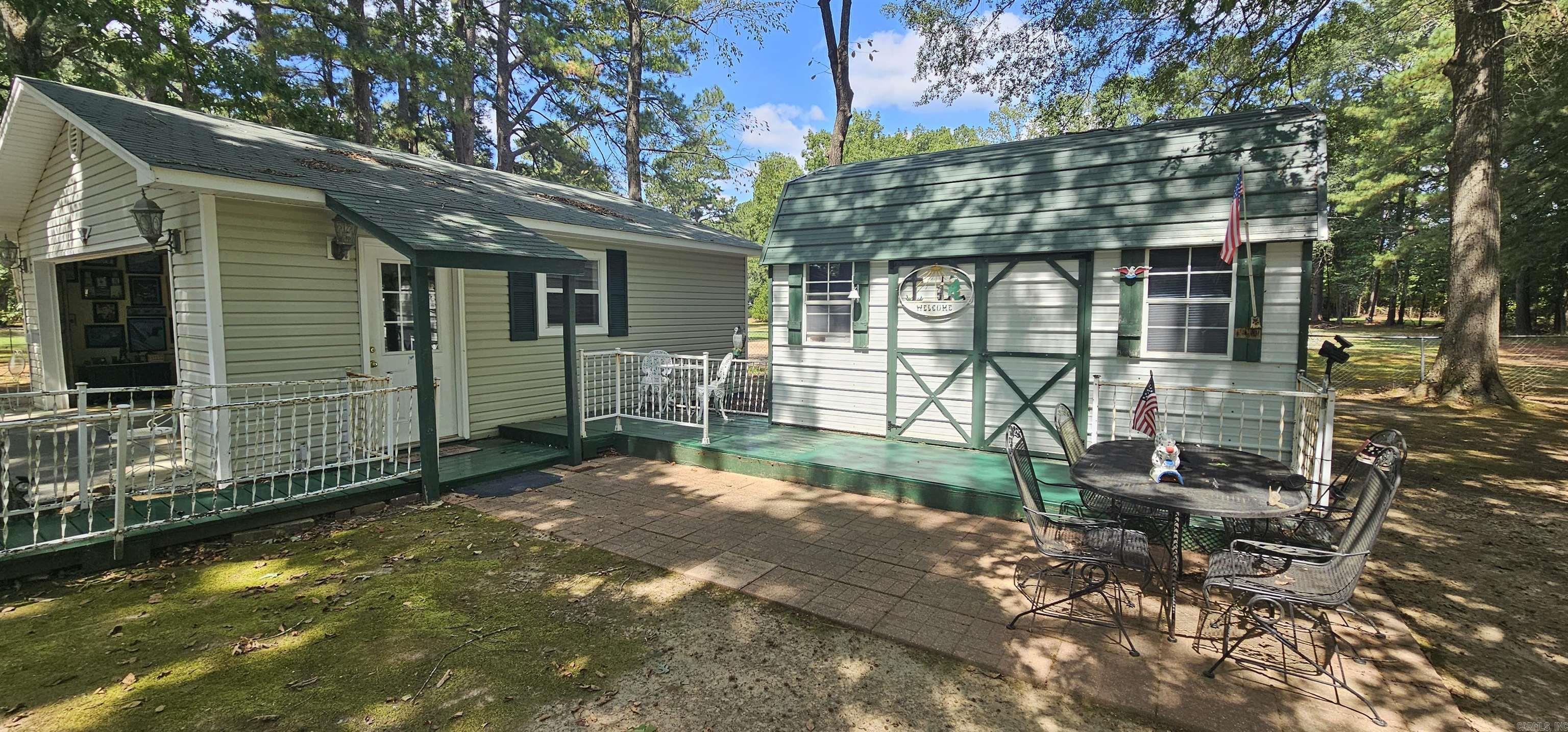 822 Highway 46 N Property Photo 6