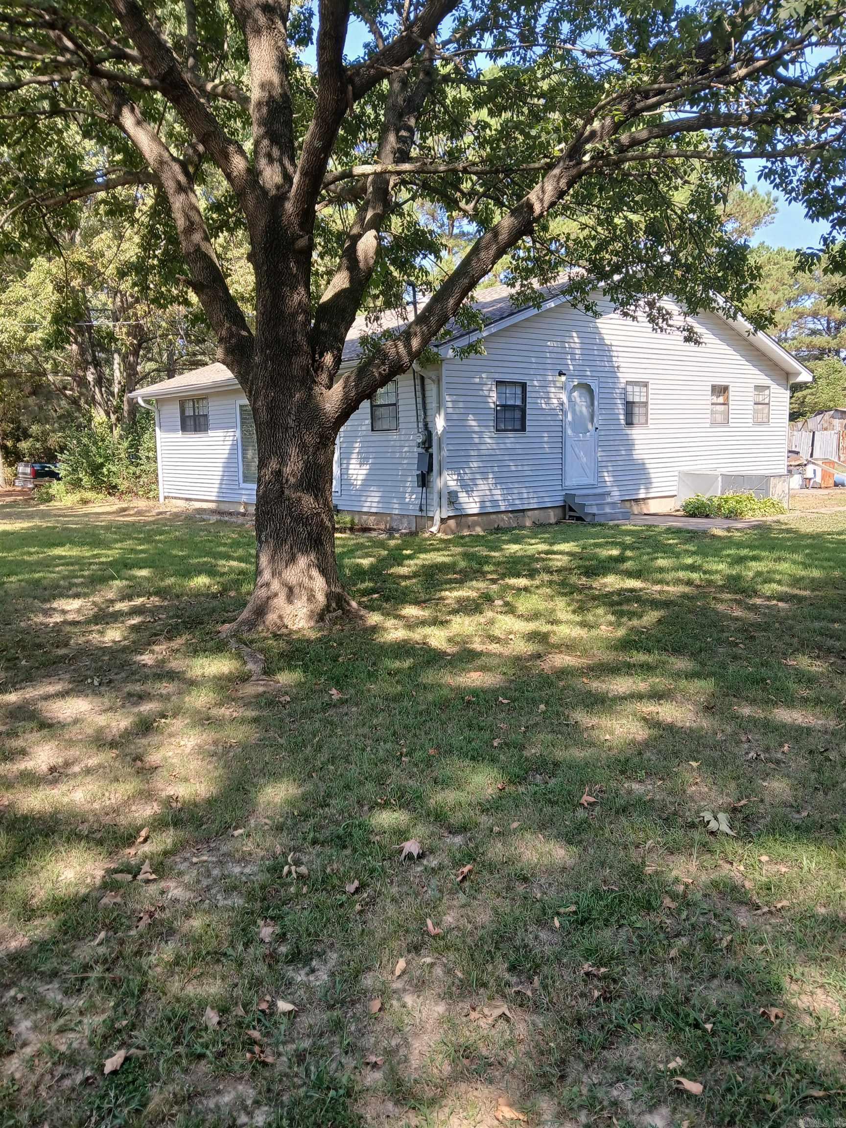 139 841 Road Property Photo 1