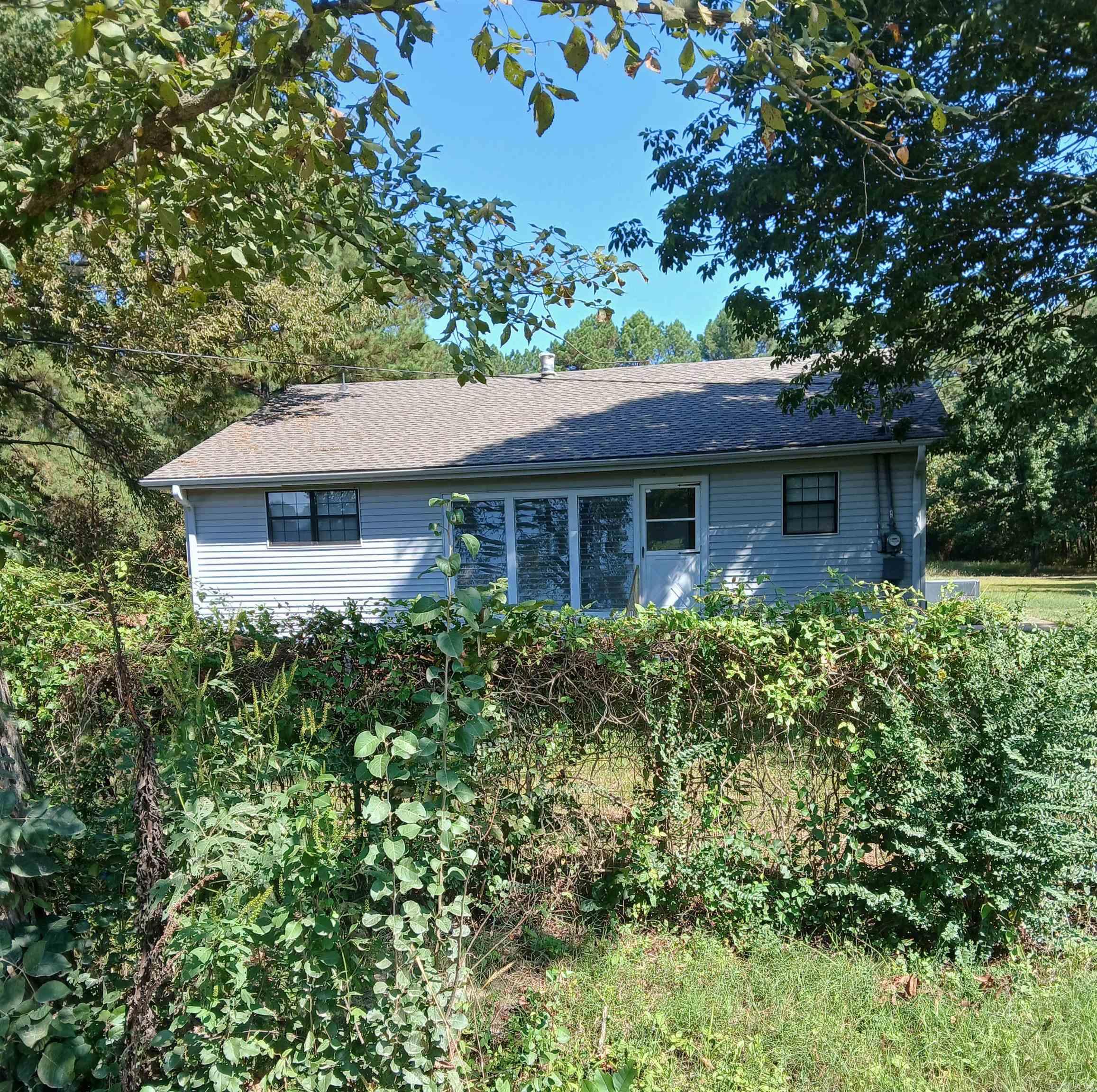 139 841 Road Property Photo 2