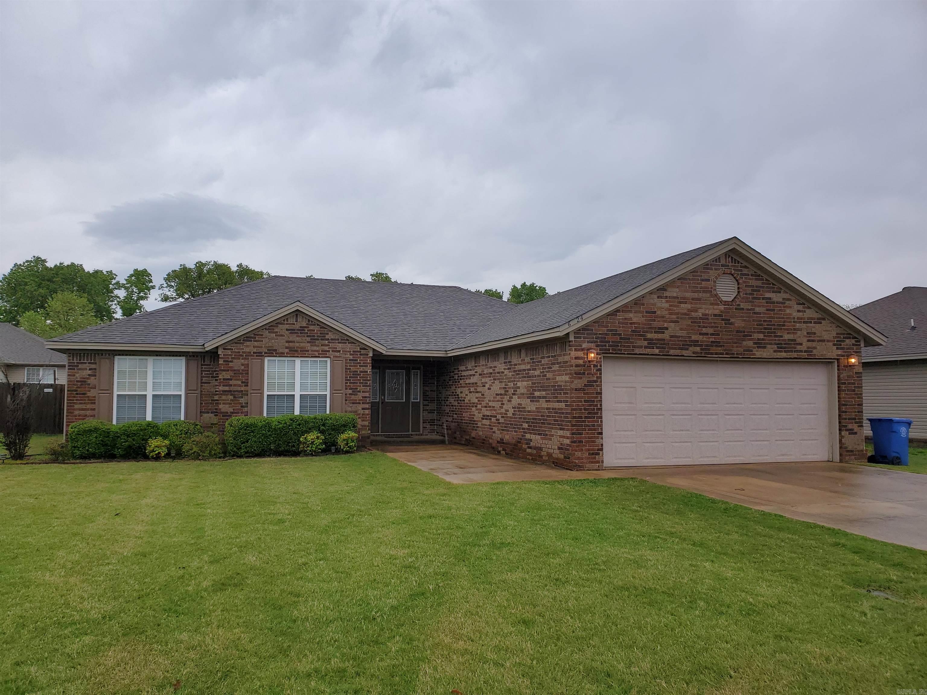 6024 Whitecliff Property Photo 1