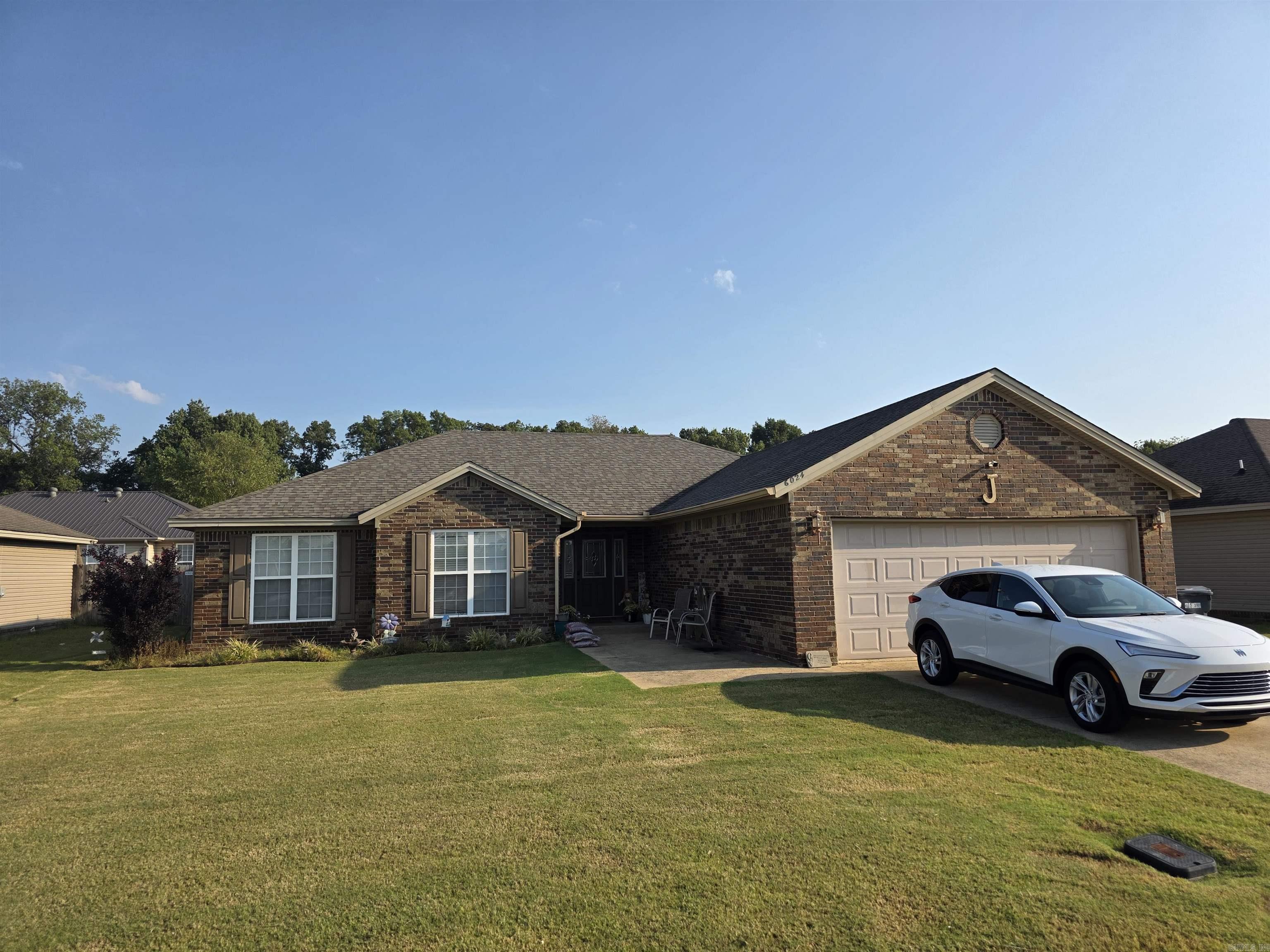 6024 Whitecliff Property Photo 5