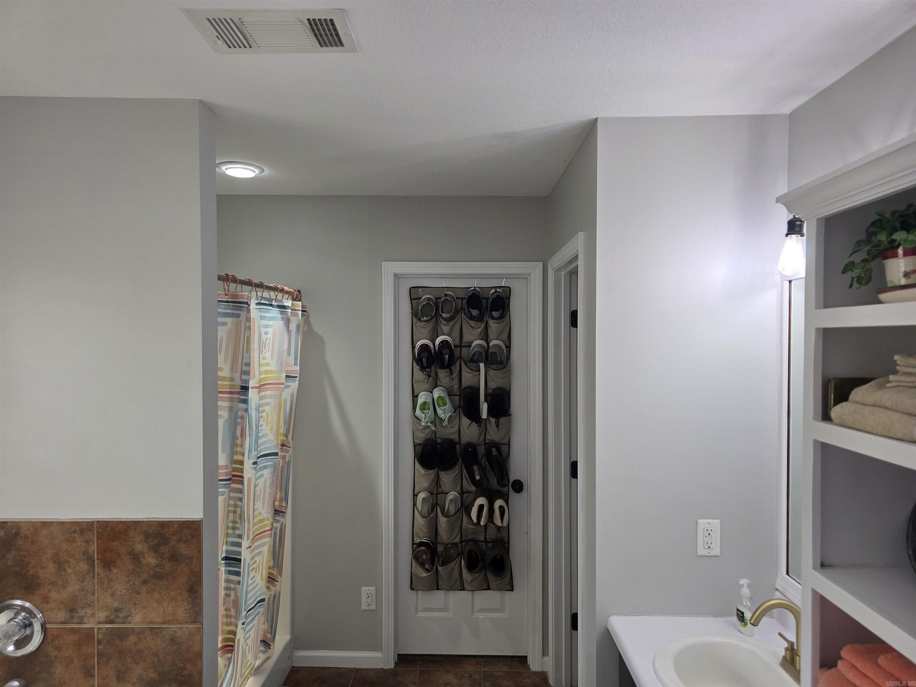 6024 Whitecliff Property Photo 20